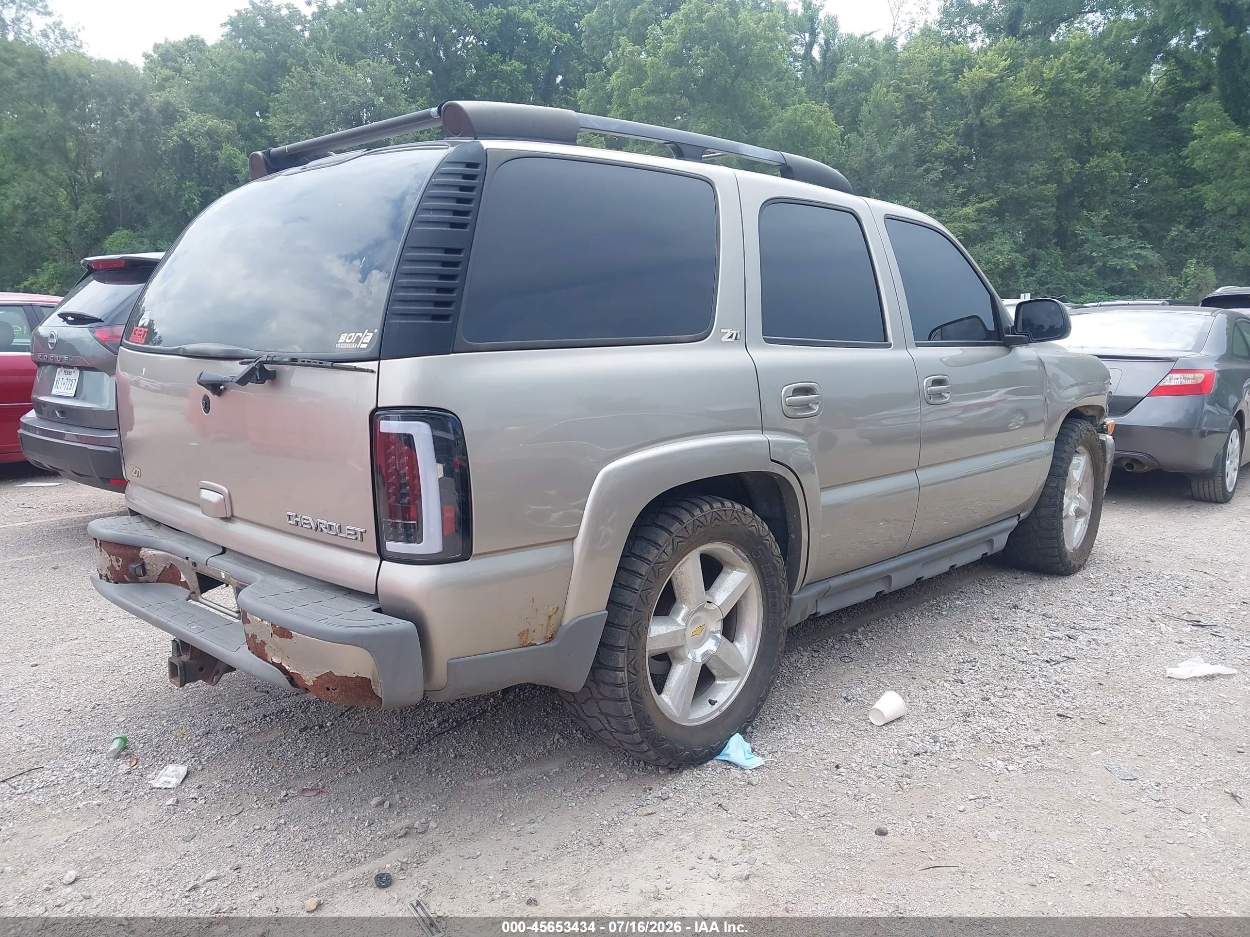 2003 Chevrolet Tahoe Z71 Gold vin: 1GNEK13Z53R281686