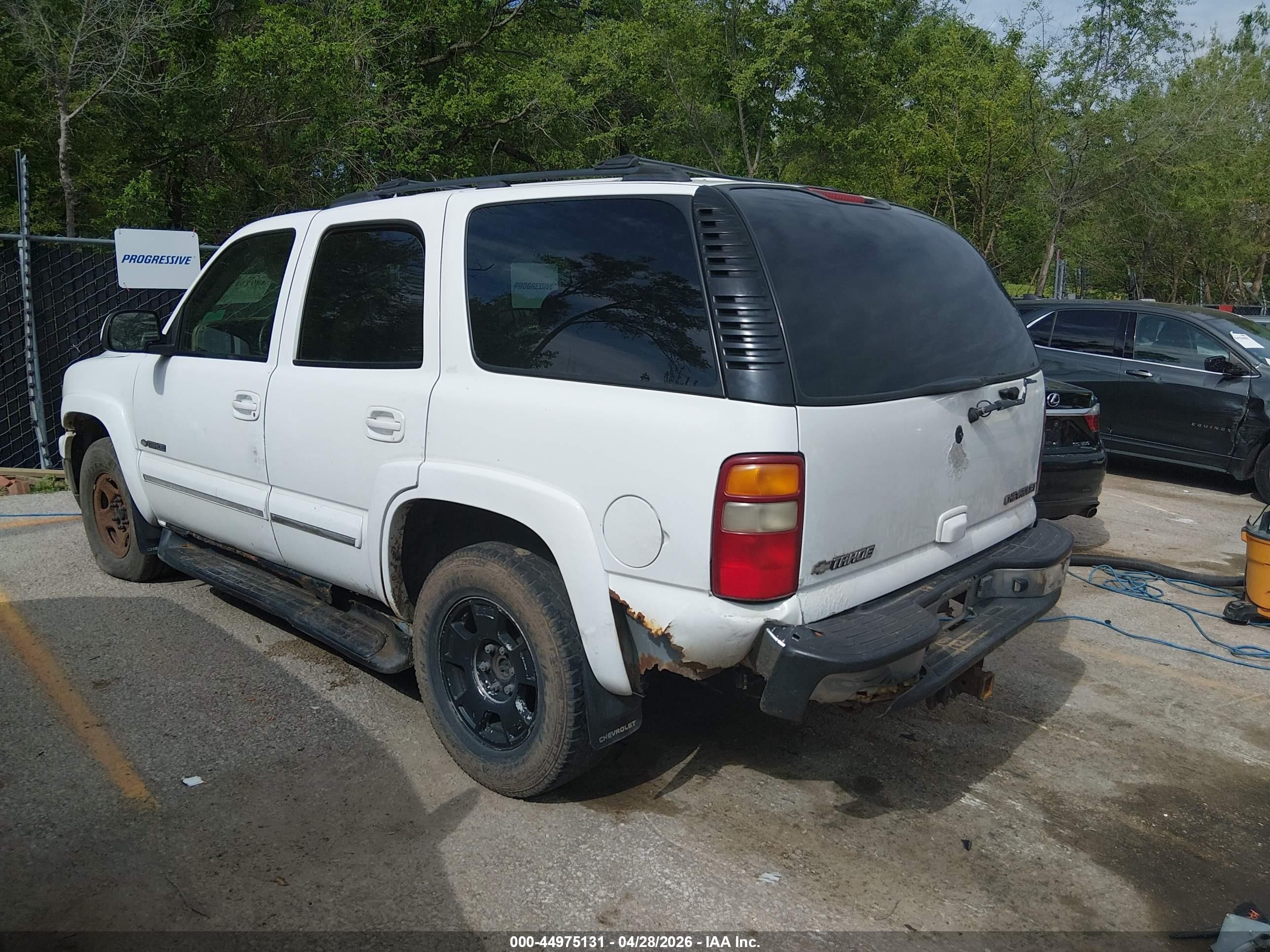 2002 Chevrolet Tahoe Lt White vin: 1GNEK13Z62J274971