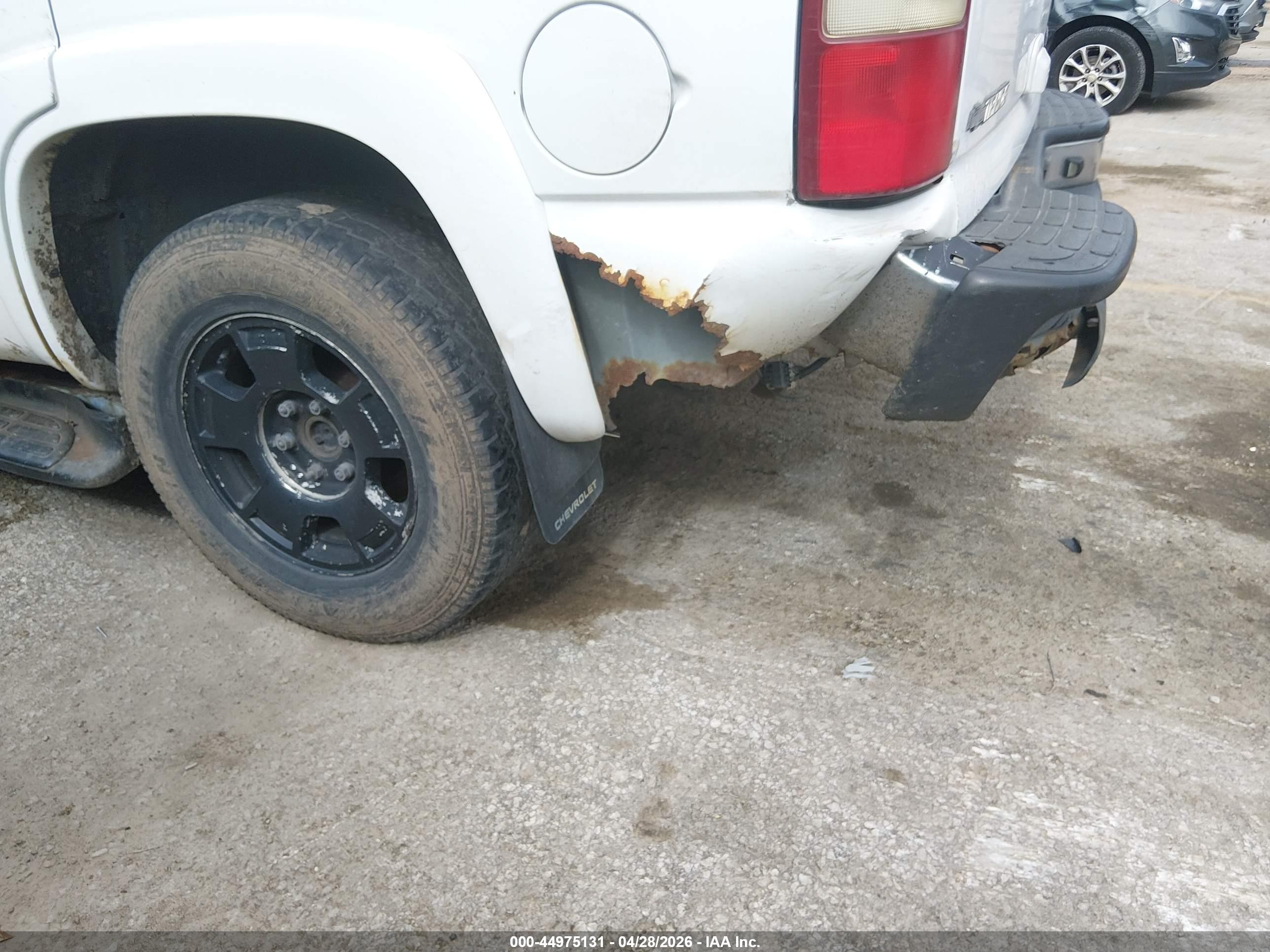2002 Chevrolet Tahoe Lt White vin: 1GNEK13Z62J274971