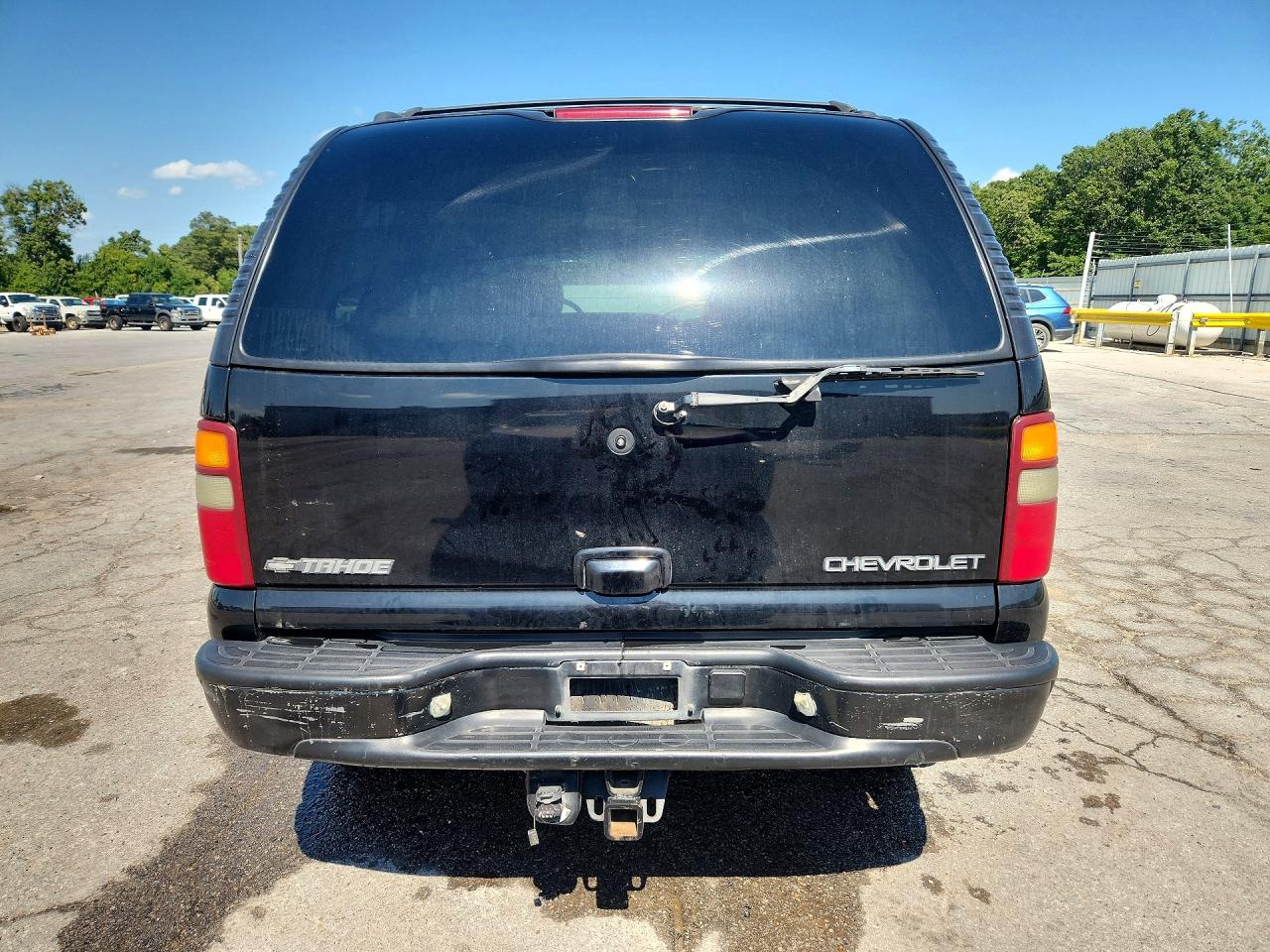 2002 Chevrolet Tahoe K1500 Black vin: 1GNEK13Z62R117894