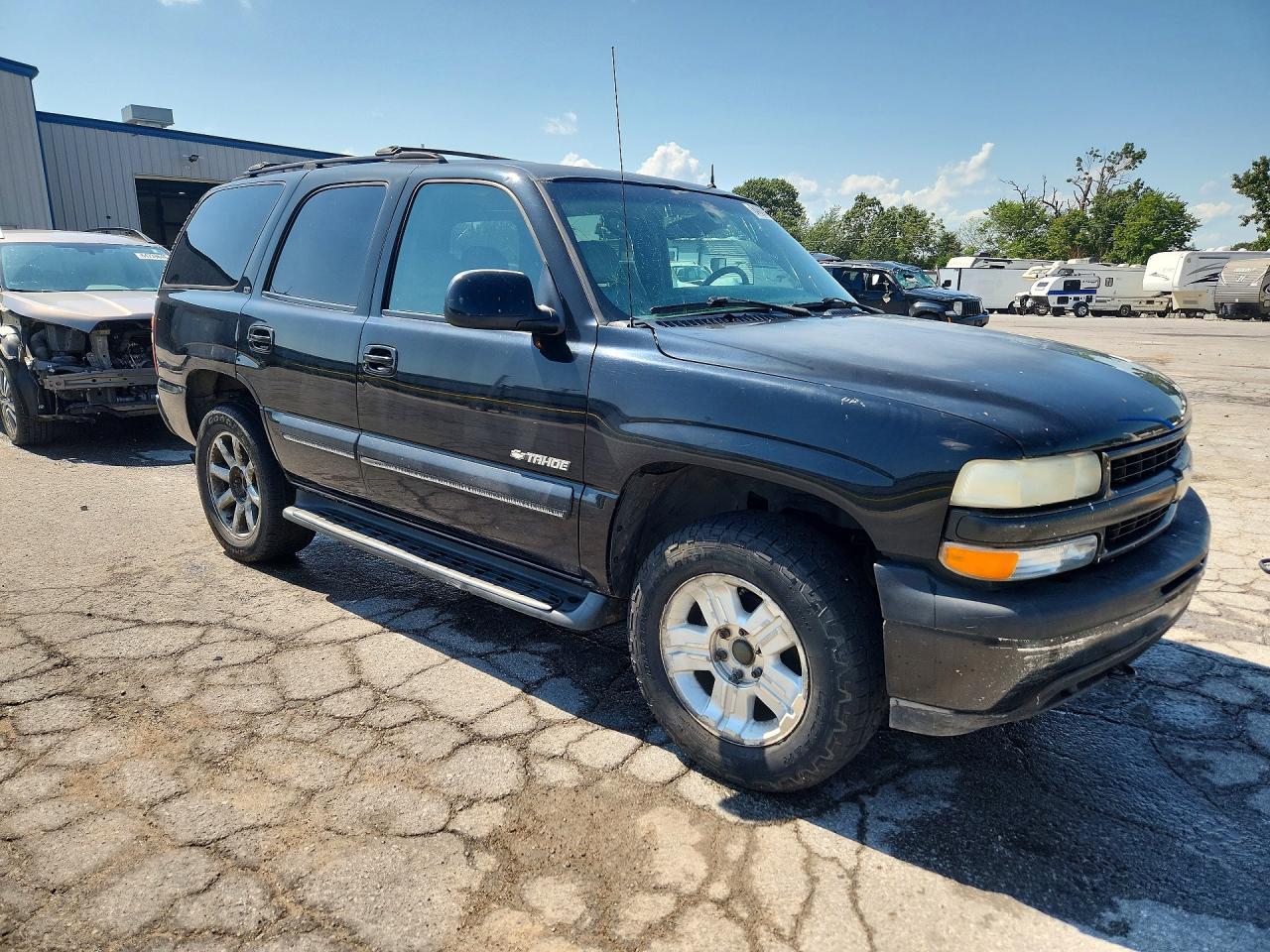 2002 Chevrolet Tahoe K1500 Black vin: 1GNEK13Z62R117894
