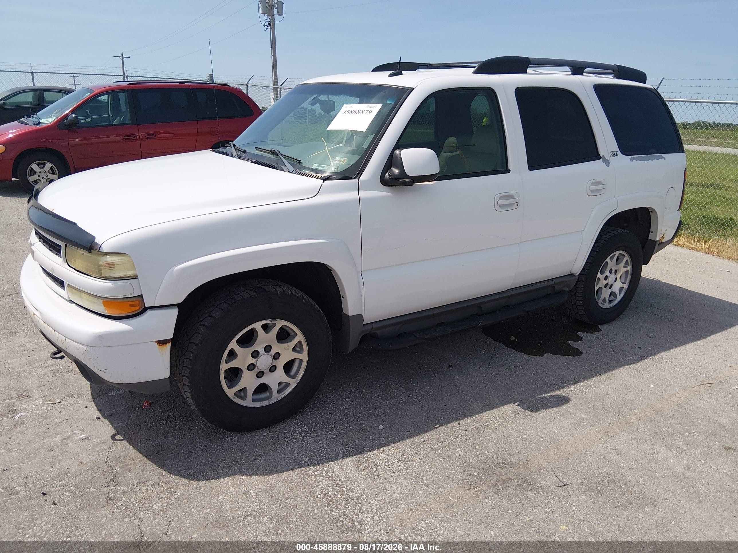 2002 Chevrolet Tahoe Z71 White vin: 1GNEK13Z62R315150