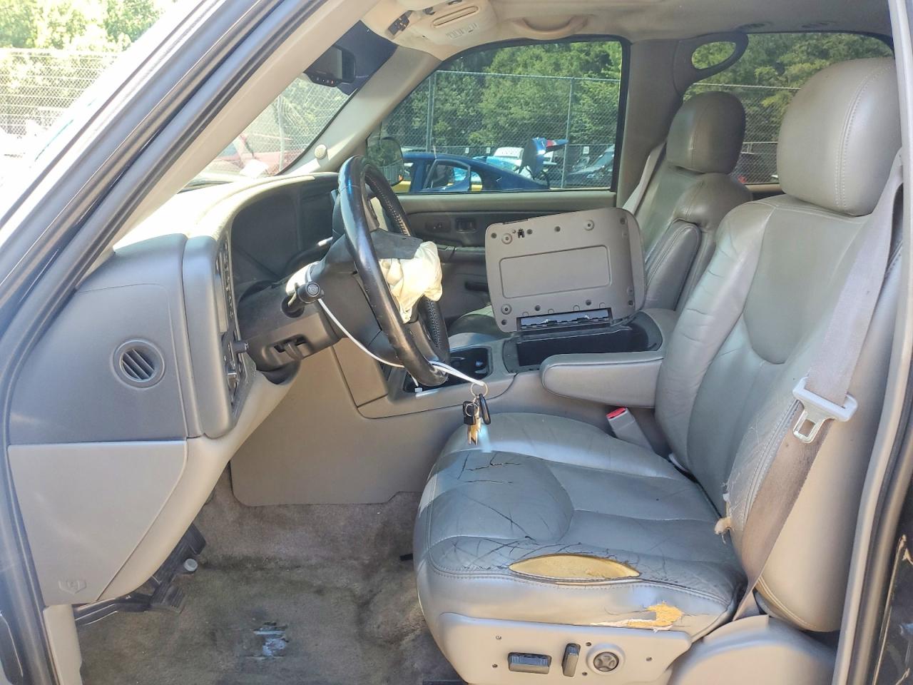 2003 Chevrolet Tahoe K1500 Черный vin: 1GNEK13Z63J273952