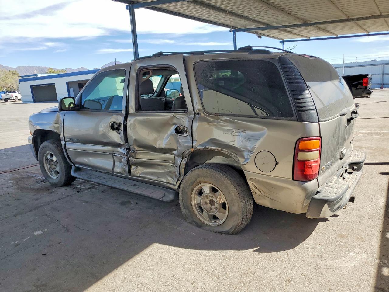 2003 Chevrolet Tahoe K1500 Tan vin: 1GNEK13Z63R107822