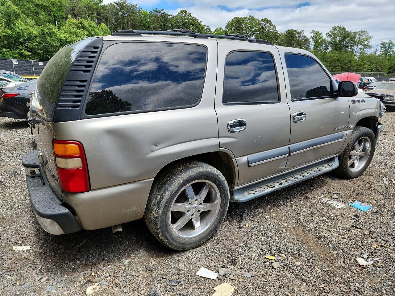2003 Chevrolet Tahoe K1500 Серебряный vin: 1GNEK13Z63R140321