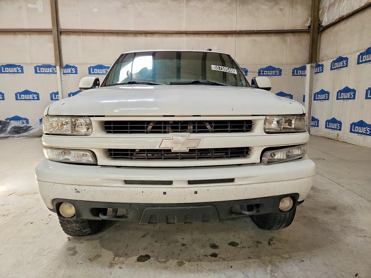 2003 Chevrolet Tahoe K1500 White vin: 1GNEK13Z63R256053