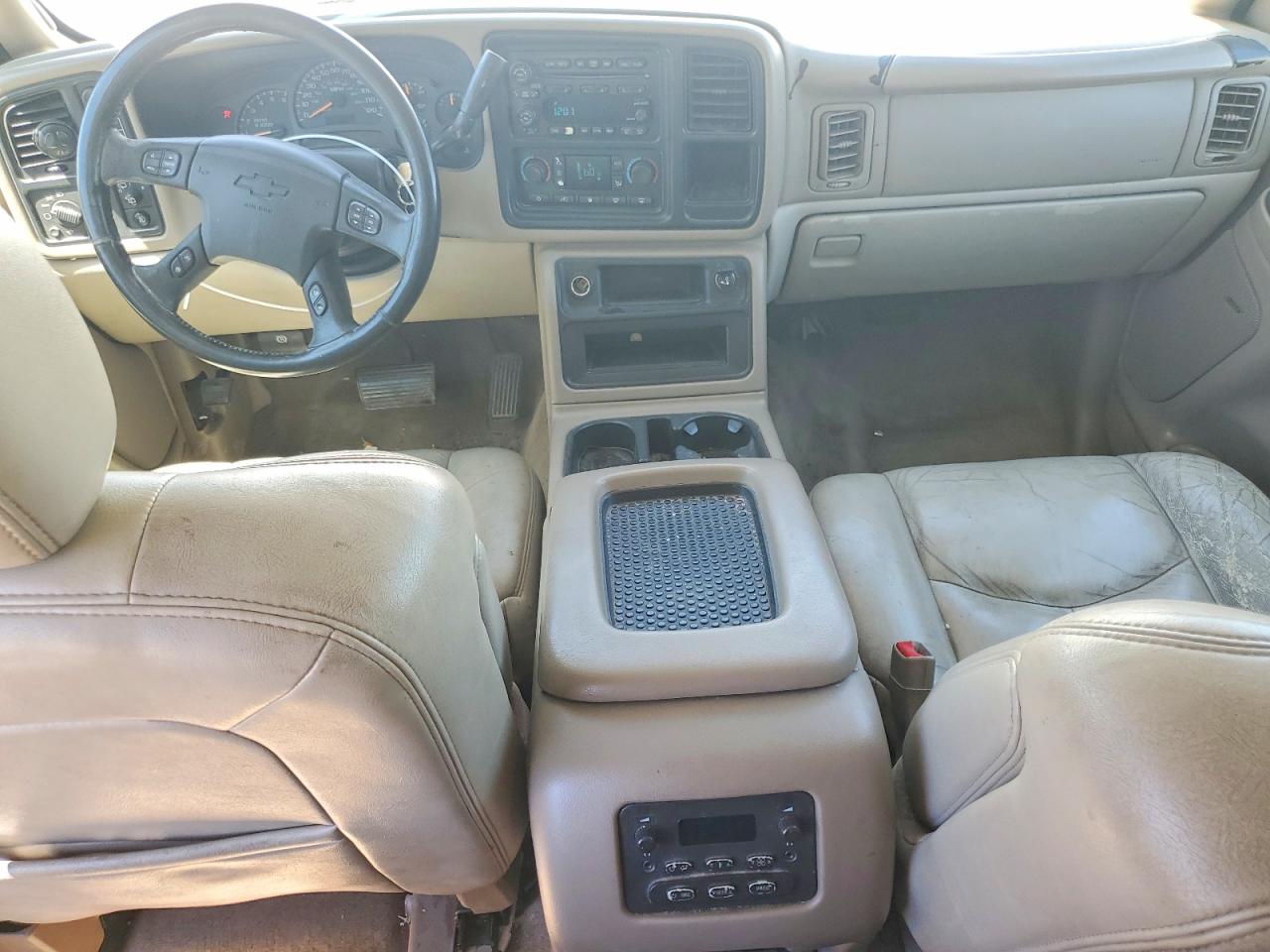 2004 Chevrolet Tahoe K1500 White vin: 1GNEK13Z64R197331
