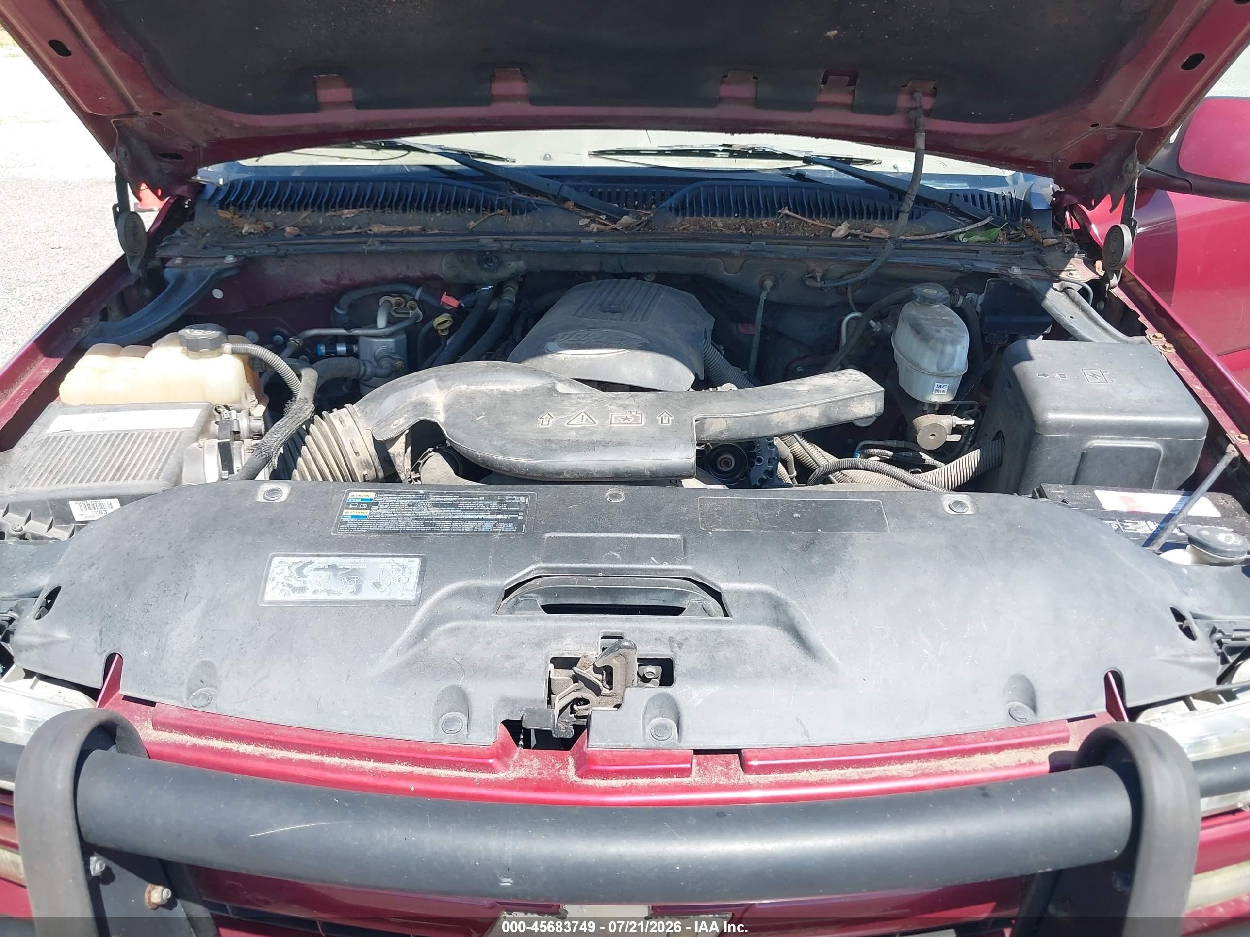 2004 Chevrolet Tahoe Z71 Red vin: 1GNEK13Z64R245037
