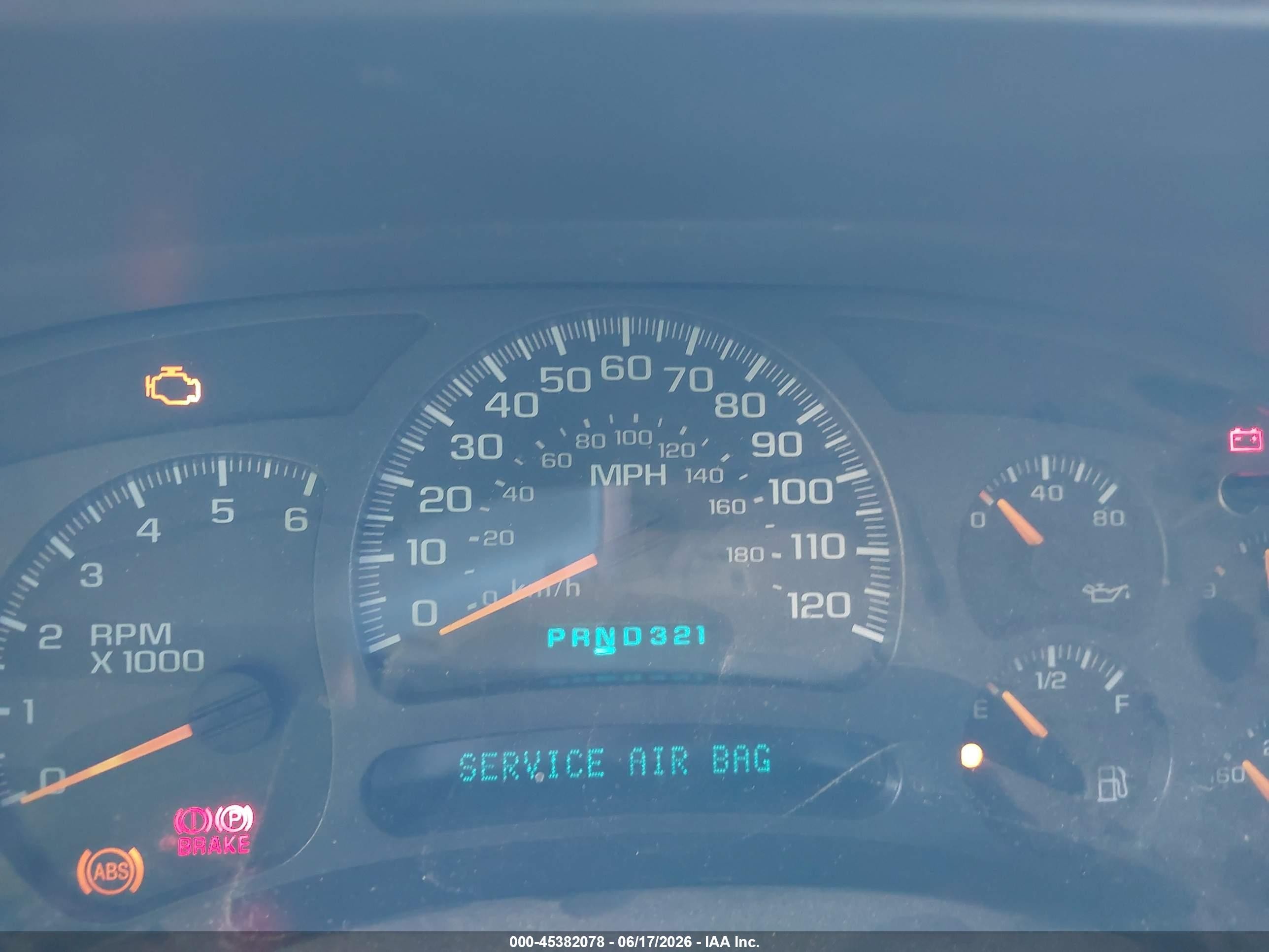 2004 Chevrolet Tahoe Z71 Желто-коричневый vin: 1GNEK13Z74R244561
