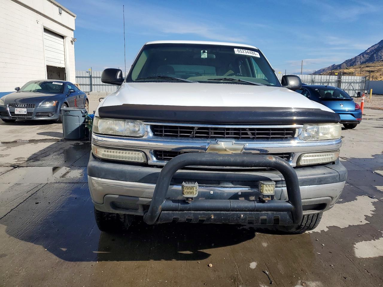 2006 Chevrolet Tahoe K1500 White vin: 1GNEK13Z76J163447