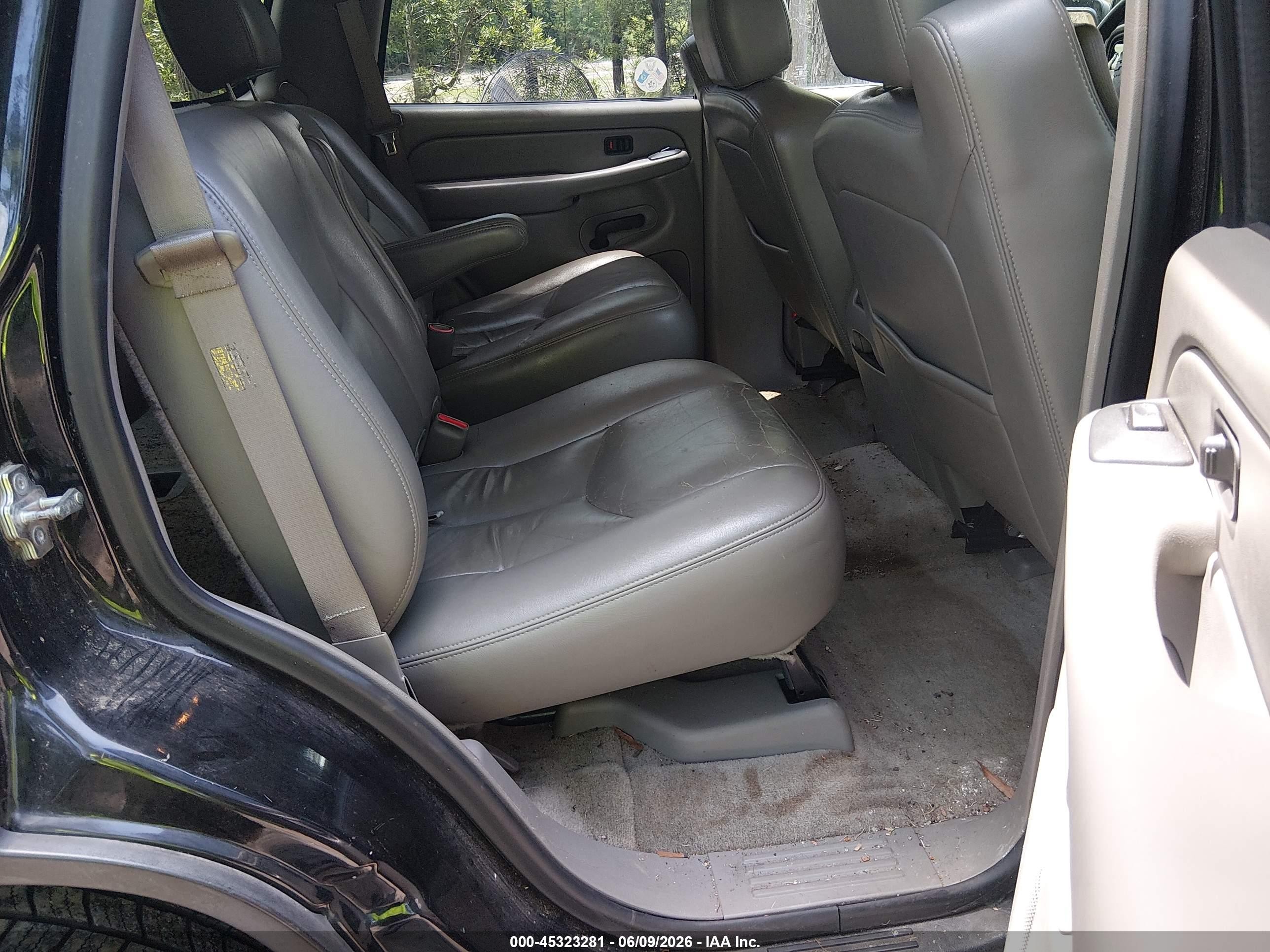 2006 Chevrolet Tahoe Lt Black vin: 1GNEK13Z76R164020