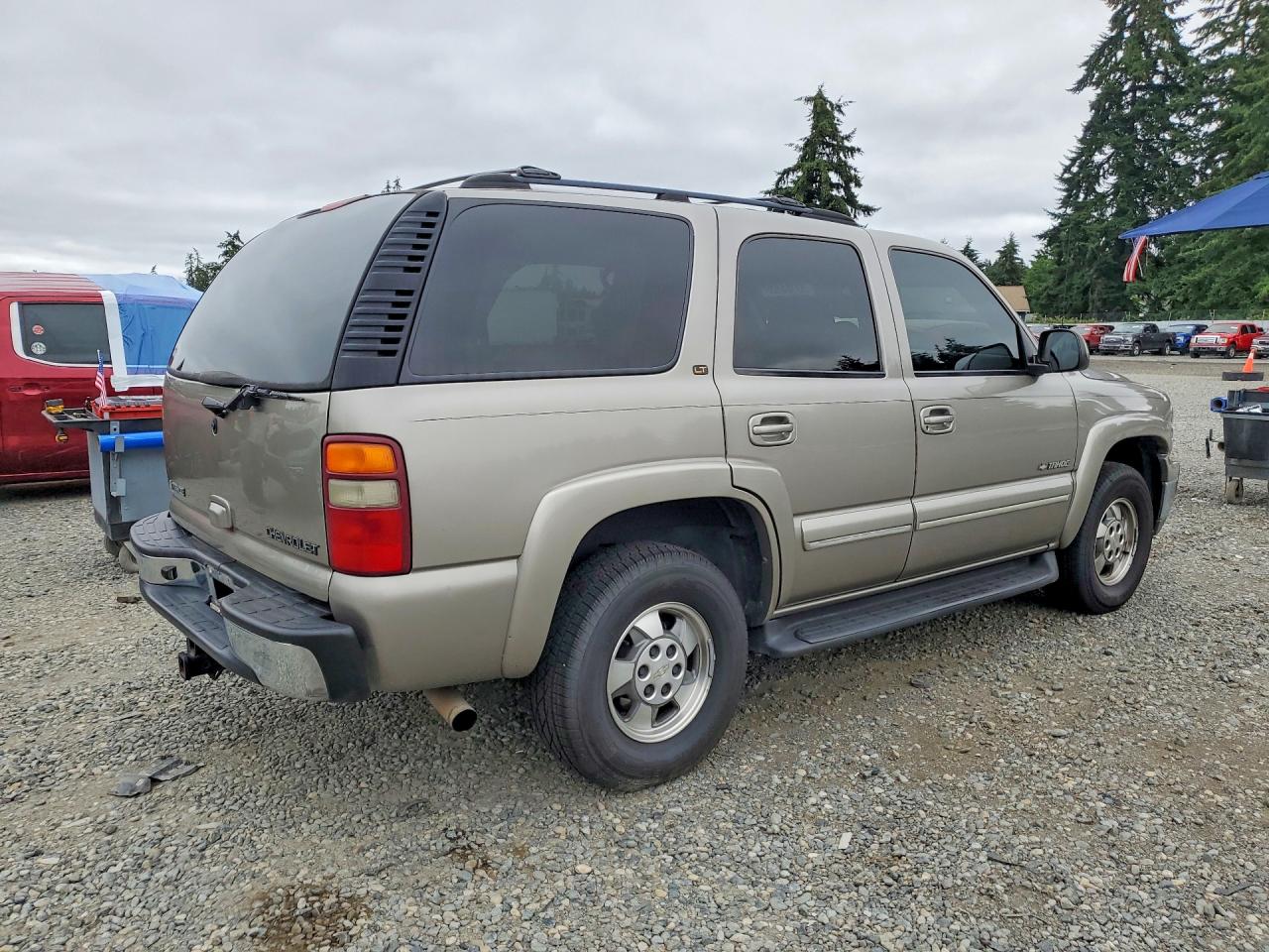 2002 Chevrolet Tahoe K1500 Silver vin: 1GNEK13Z82J250798