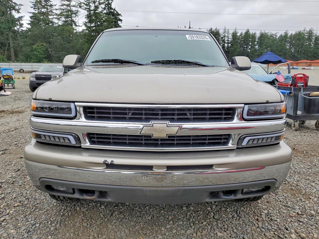 2002 Chevrolet Tahoe K1500 Silver vin: 1GNEK13Z82J250798