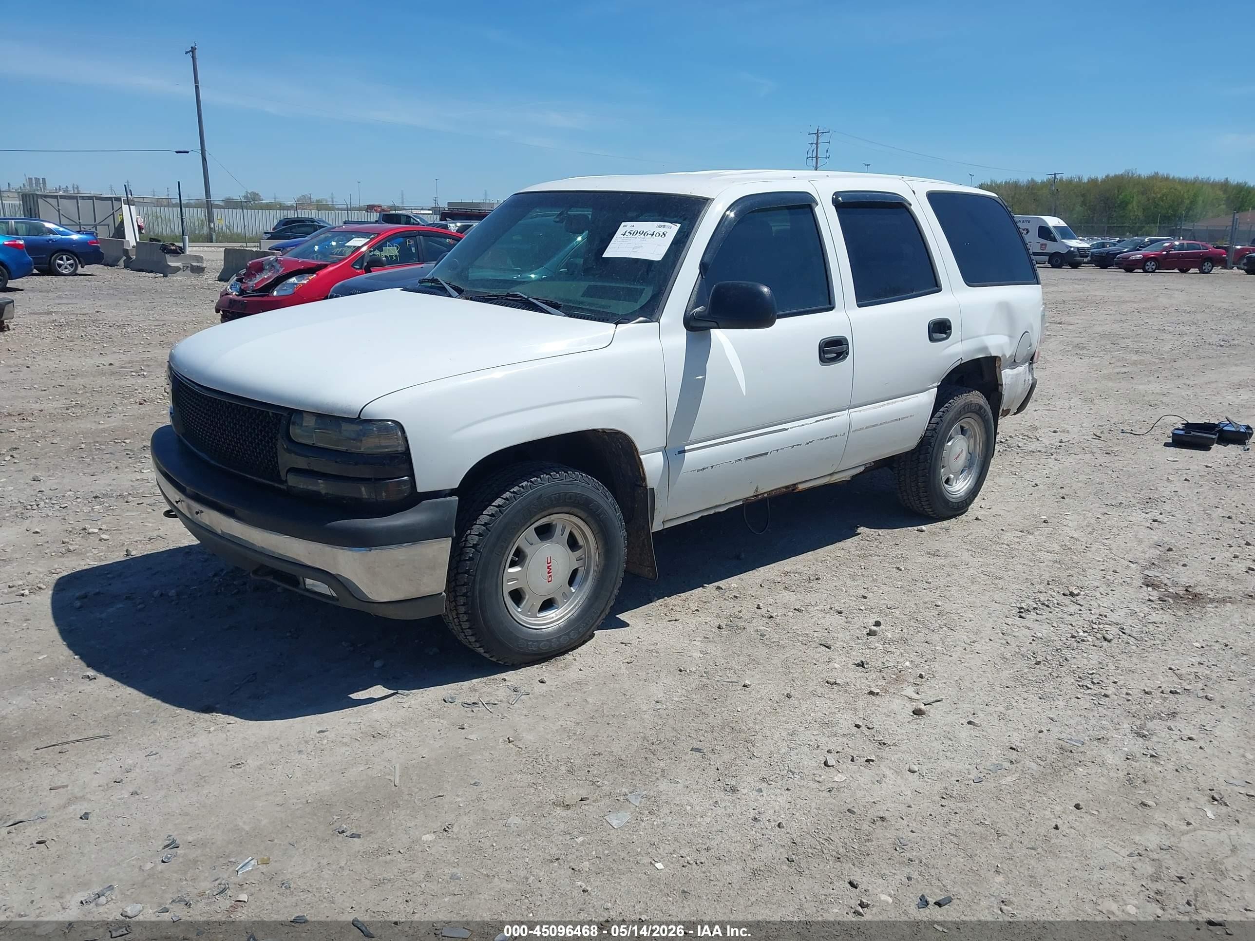 2003 Chevrolet Tahoe Ls Белый vin: 1GNEK13Z83J185615