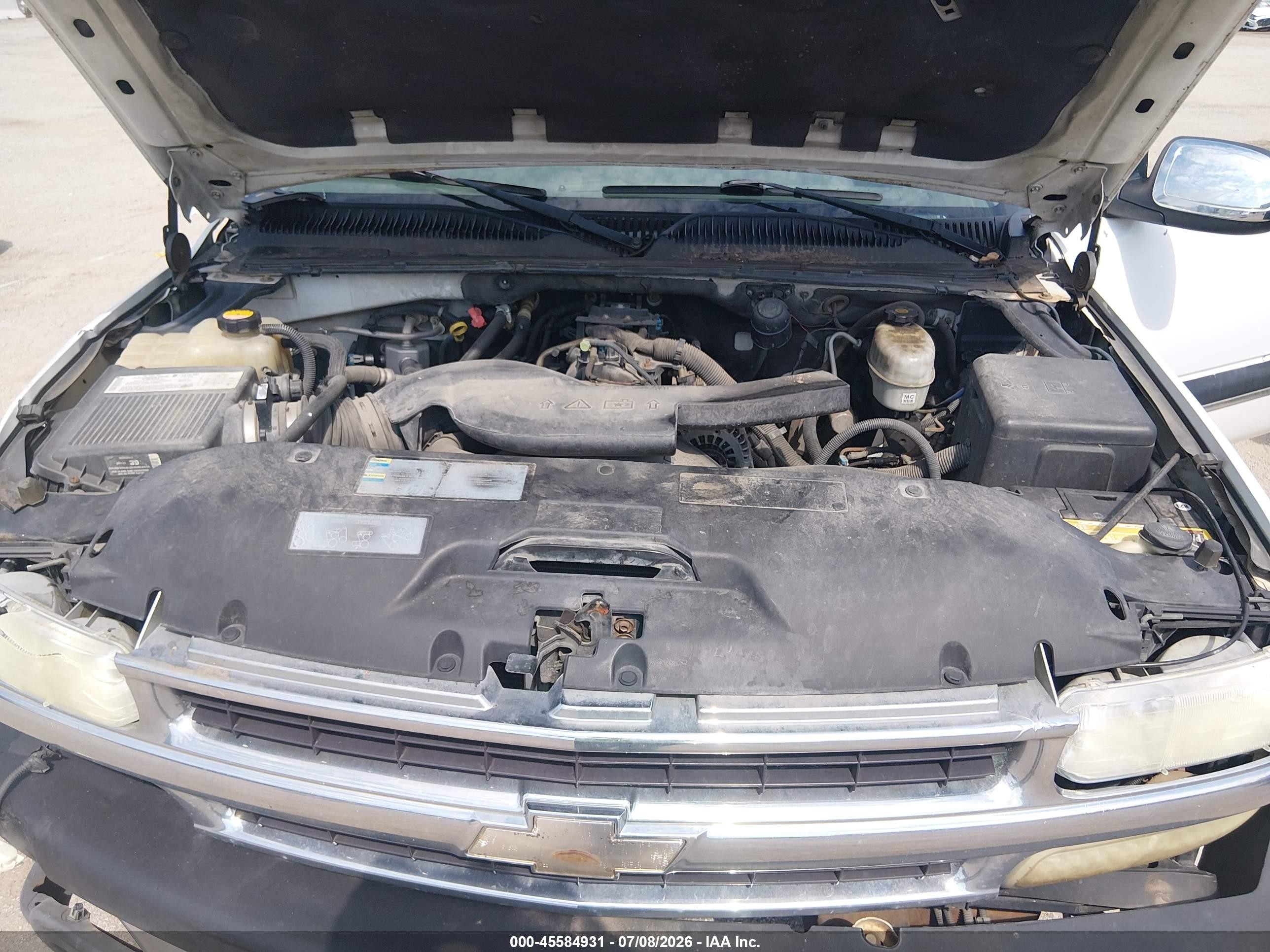 2004 Chevrolet Tahoe Ls White vin: 1GNEK13Z84R202979