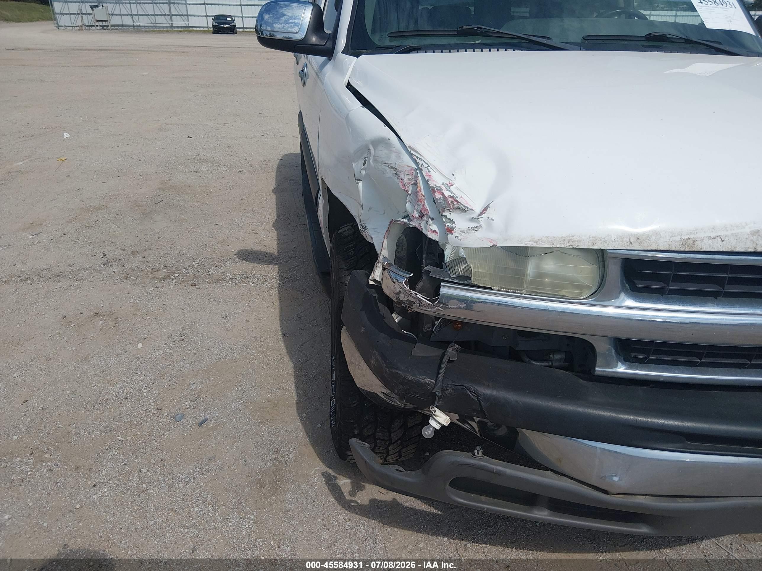 2004 Chevrolet Tahoe Ls White vin: 1GNEK13Z84R202979