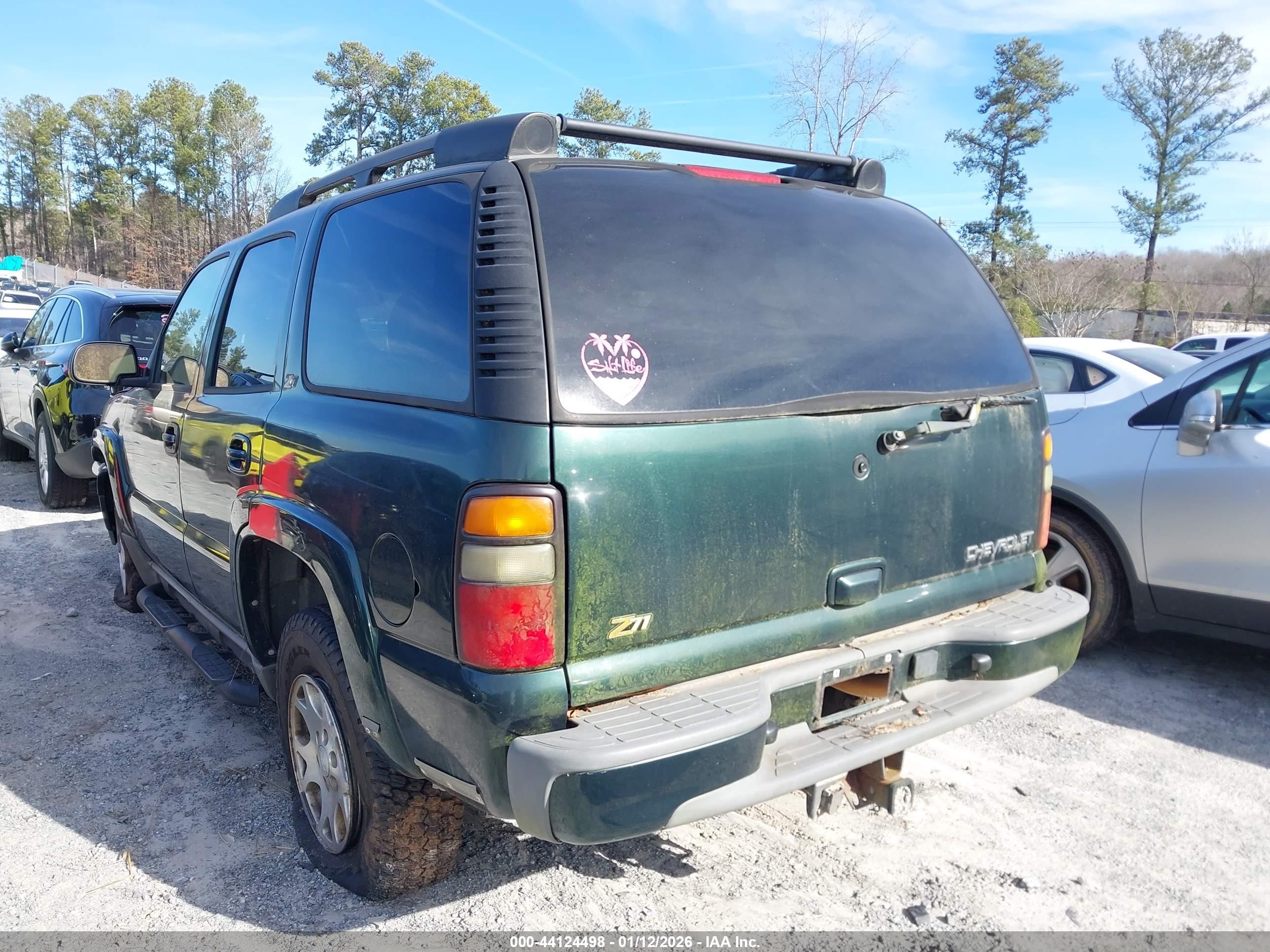2004 Chevrolet Tahoe Z71 Green vin: 1GNEK13Z84R259408