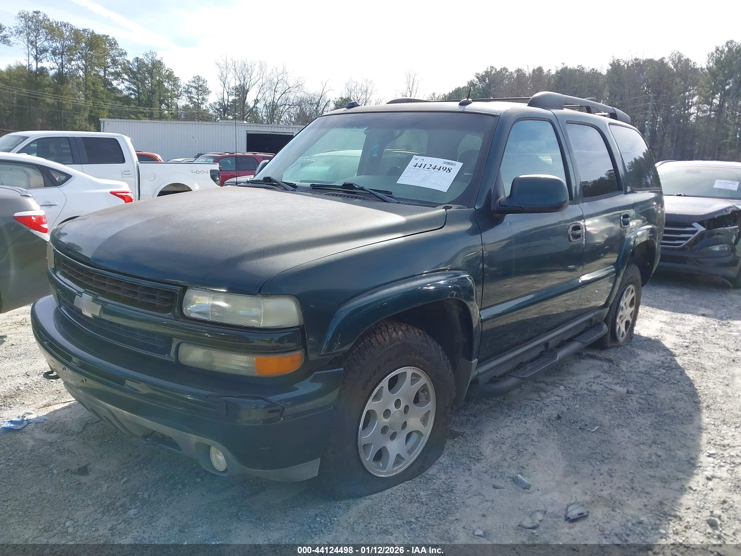 2004 Chevrolet Tahoe Z71 Green vin: 1GNEK13Z84R259408