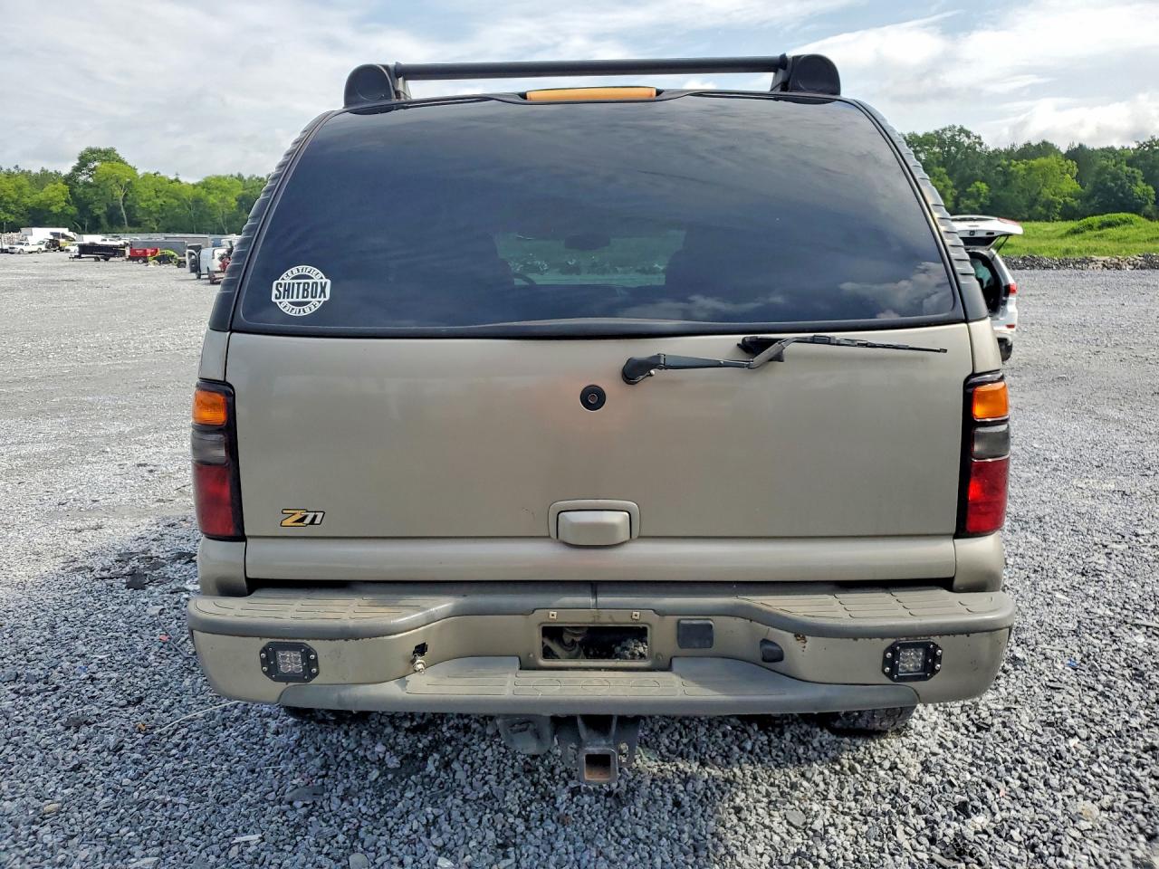 2004 Chevrolet Tahoe K1500 Silver vin: 1GNEK13Z84R286771