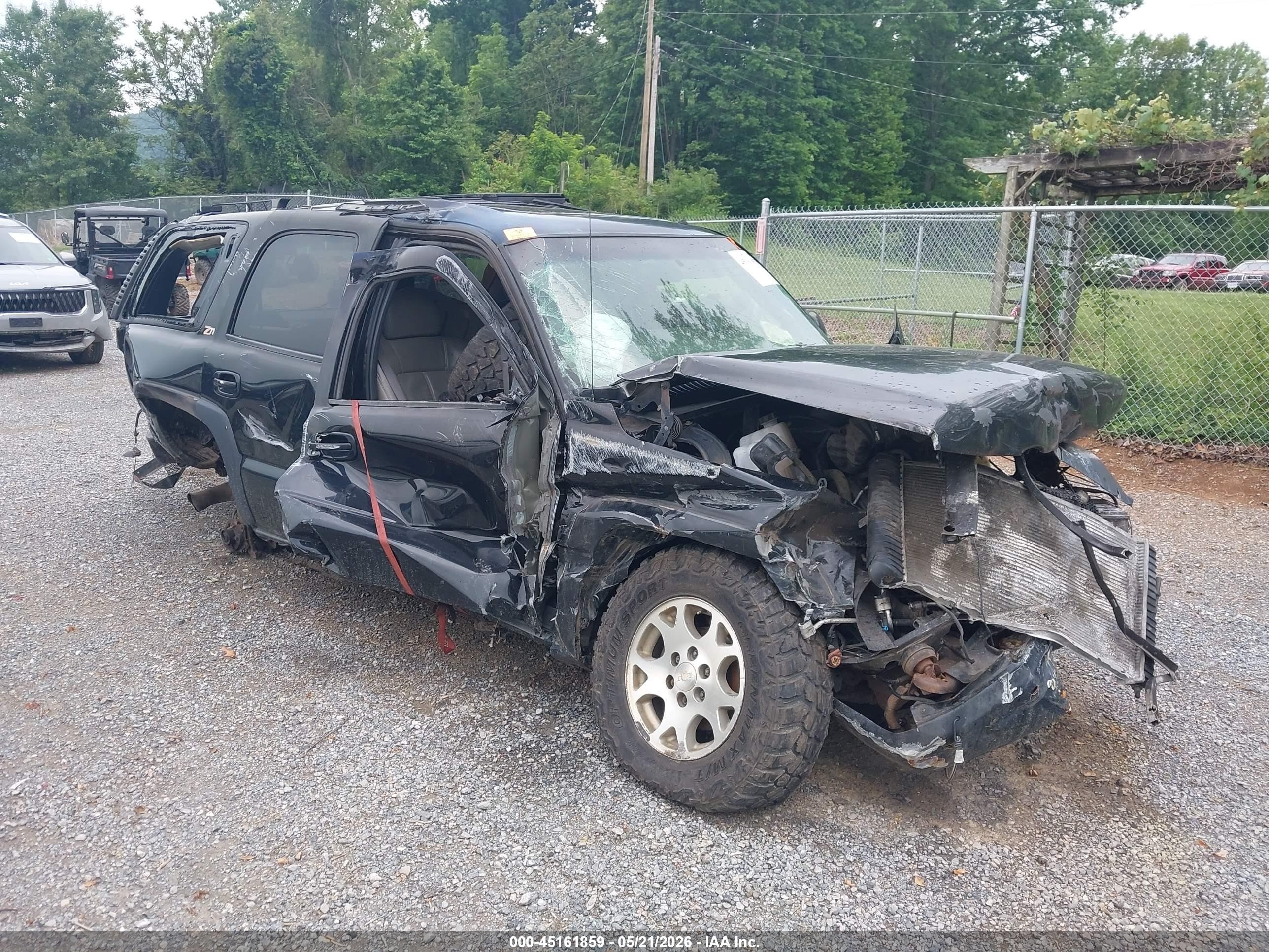 2002 Chevrolet Tahoe Z71 Black vin: 1GNEK13Z92R235485