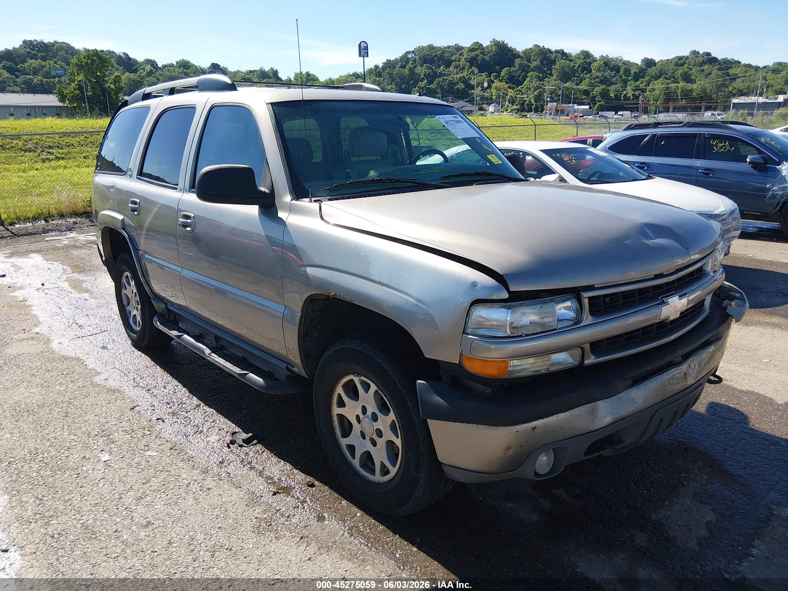 2002 Chevrolet Tahoe Z71 Silver vin: 1GNEK13Z92R255574