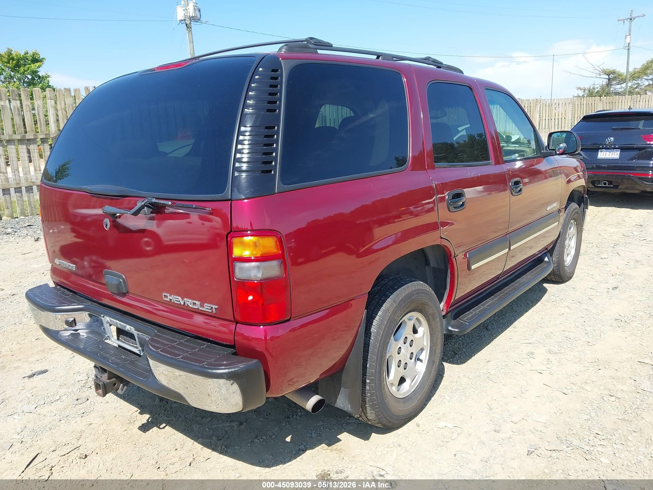 2003 Chevrolet Tahoe Ls Red vin: 1GNEK13Z93J240928