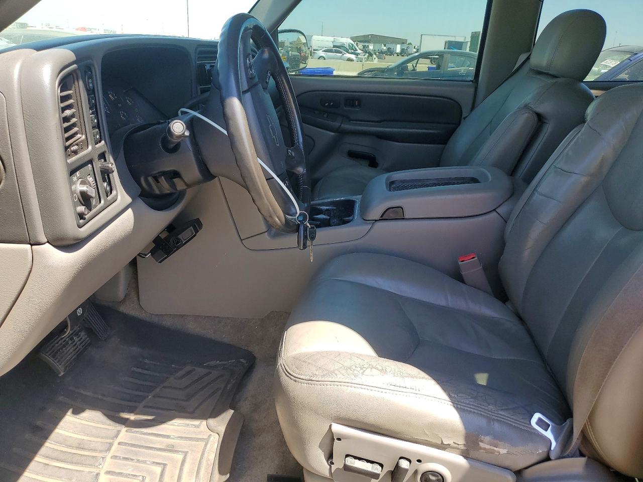 2003 Chevrolet Tahoe K1500 Gray vin: 1GNEK13Z93R174592