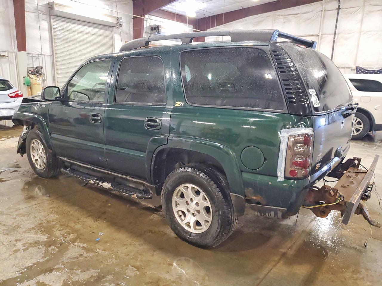 2003 Chevrolet Tahoe K1500 Зеленый vin: 1GNEK13Z93R192073