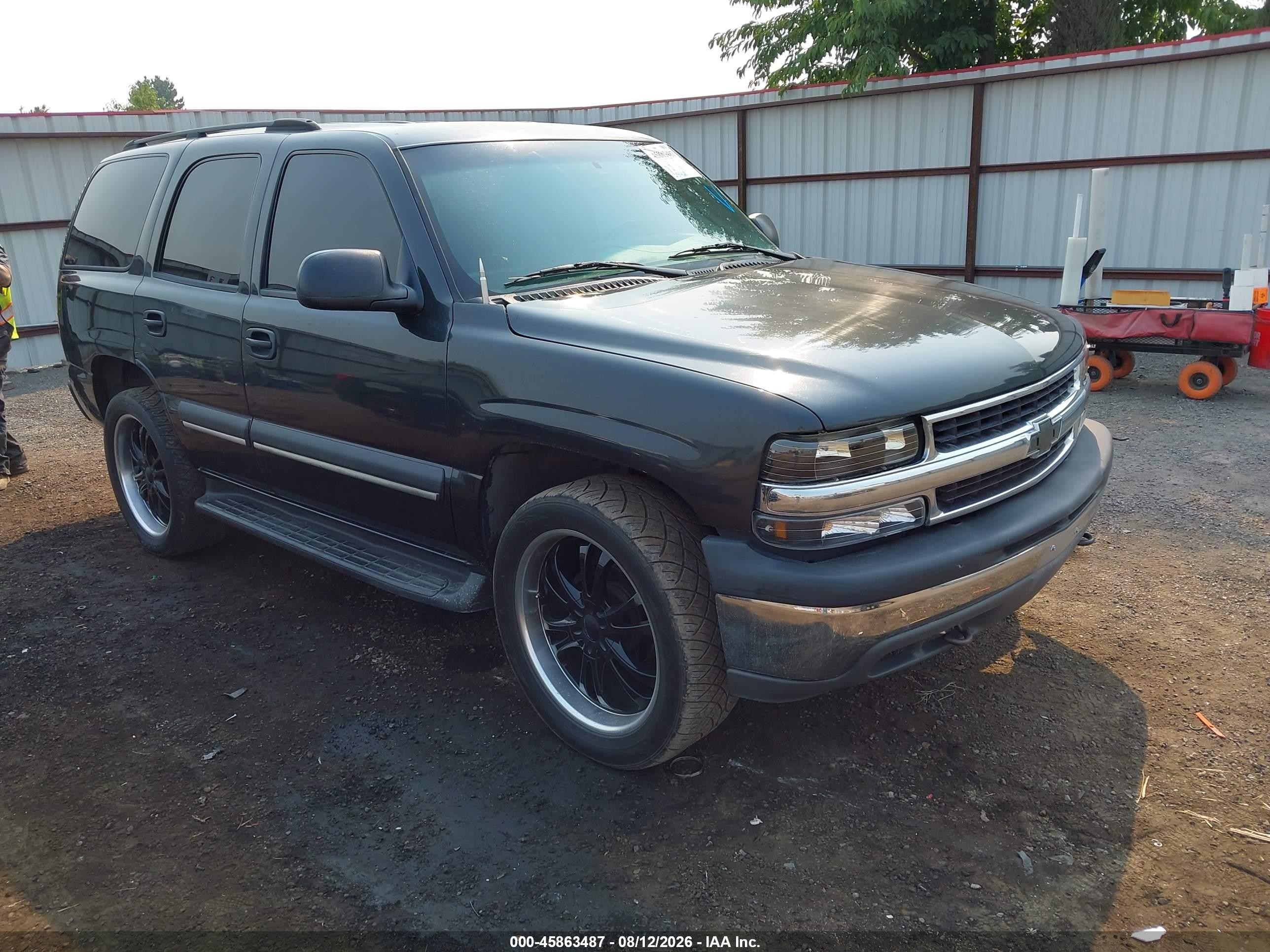 2004 Chevrolet Tahoe Ls Black vin: 1GNEK13Z94J294473