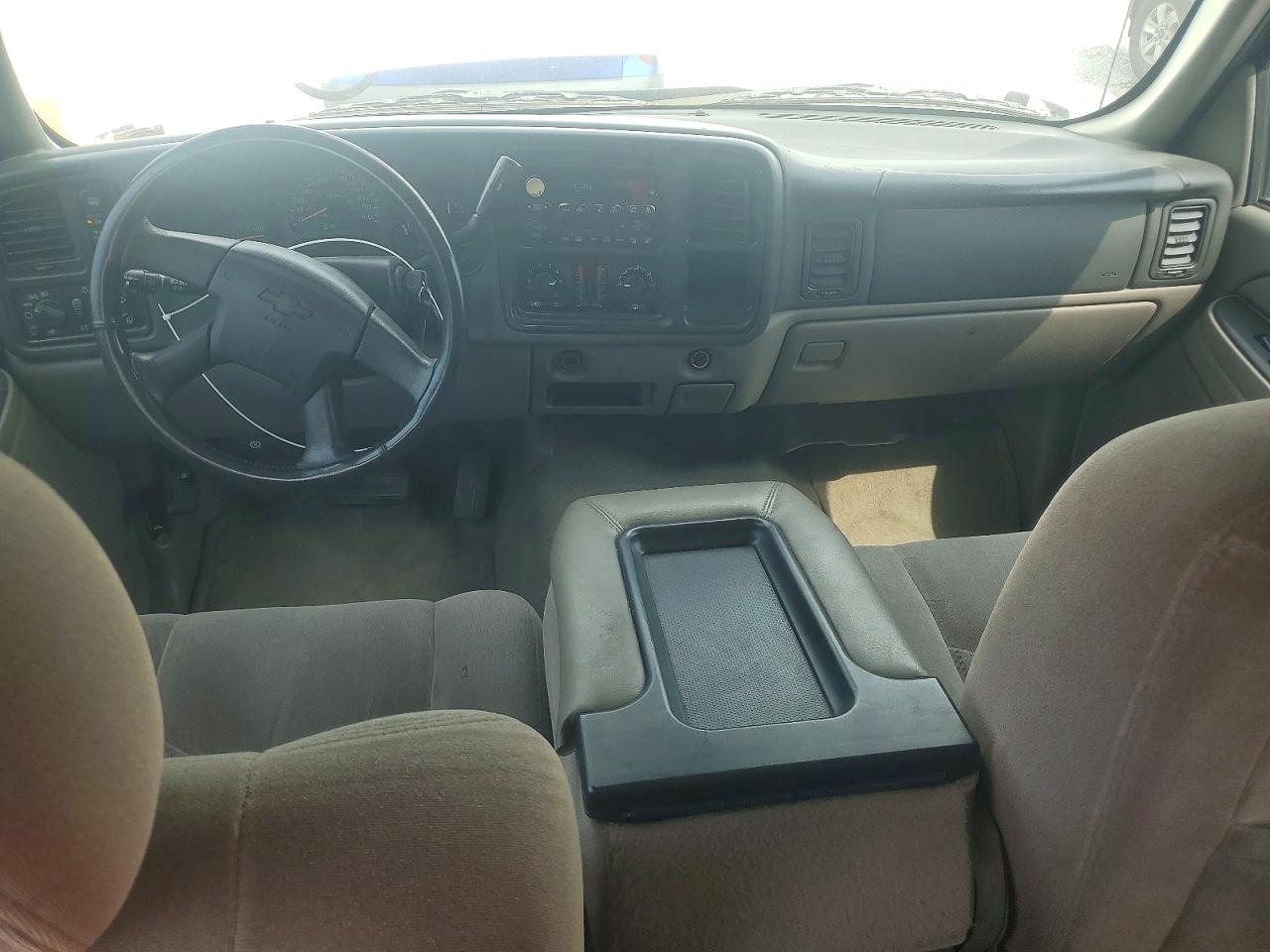 2004 Chevrolet Tahoe K1500 White vin: 1GNEK13Z94R195069