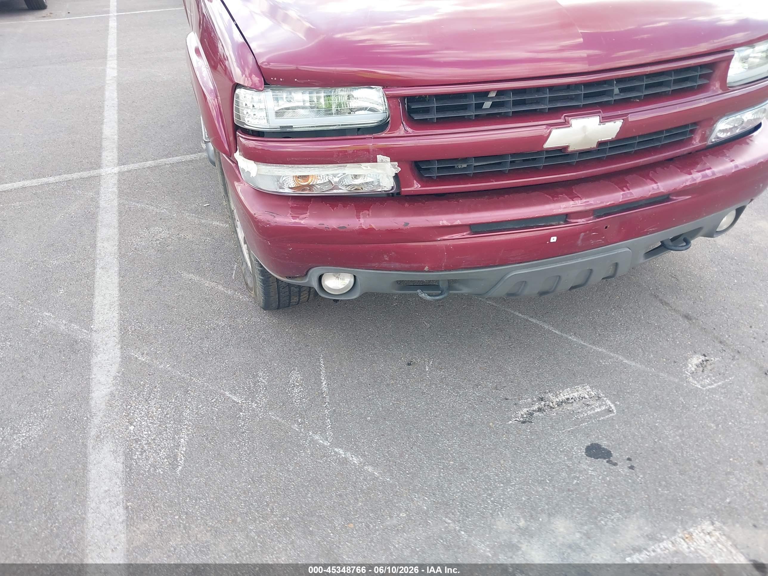 2004 Chevrolet Tahoe Z71 Темно-бордовый vin: 1GNEK13Z94R224439