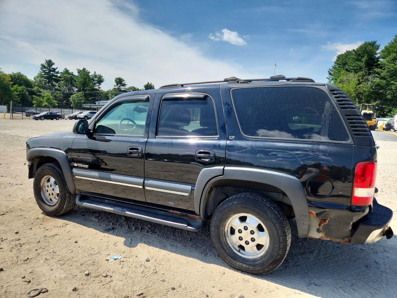 2002 Chevrolet Tahoe K1500 Black vin: 1GNEK13ZX2J213445