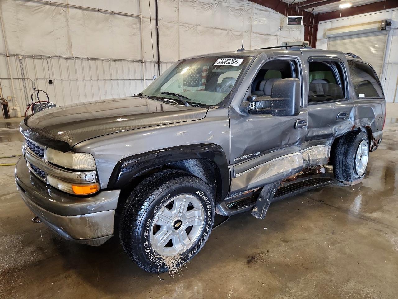 2002 Chevrolet Tahoe K1500 Gray vin: 1GNEK13ZX2R277650