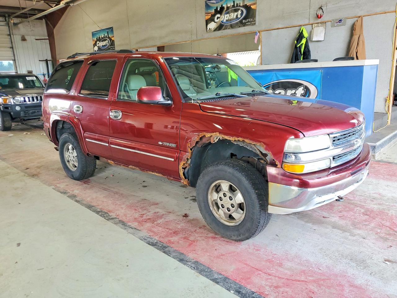 2002 Chevrolet Tahoe K1500 Red vin: 1GNEK13ZX2R295193