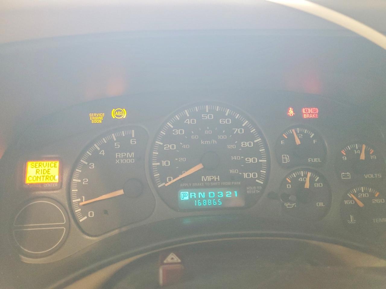 2002 Chevrolet Tahoe K1500 Red vin: 1GNEK13ZX2R295193