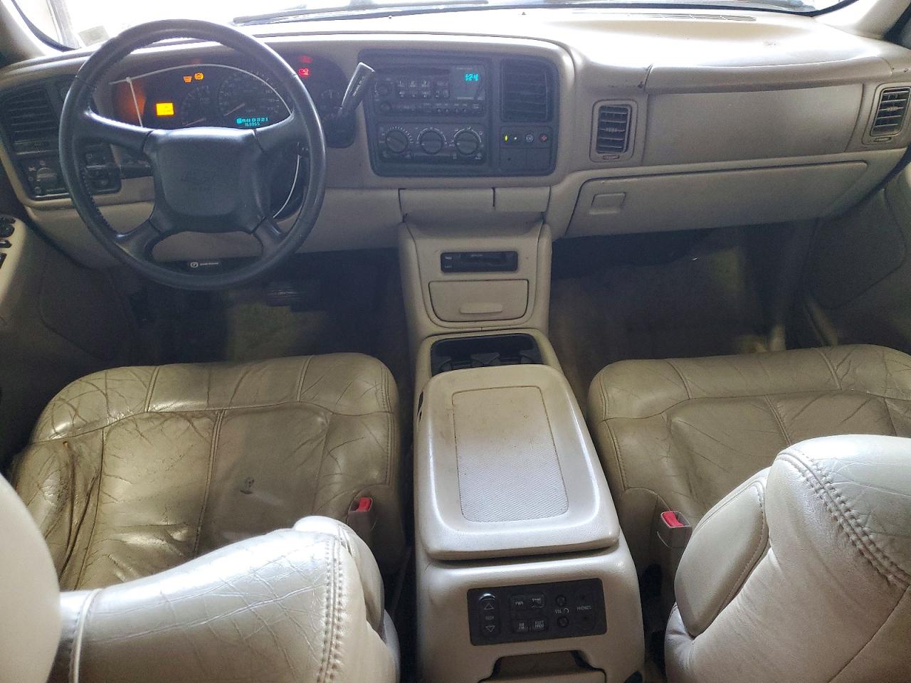 2002 Chevrolet Tahoe K1500 Red vin: 1GNEK13ZX2R295193