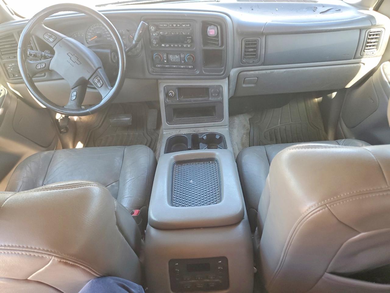 2003 Chevrolet Tahoe K1500 Silver vin: 1GNEK13ZX3J166984