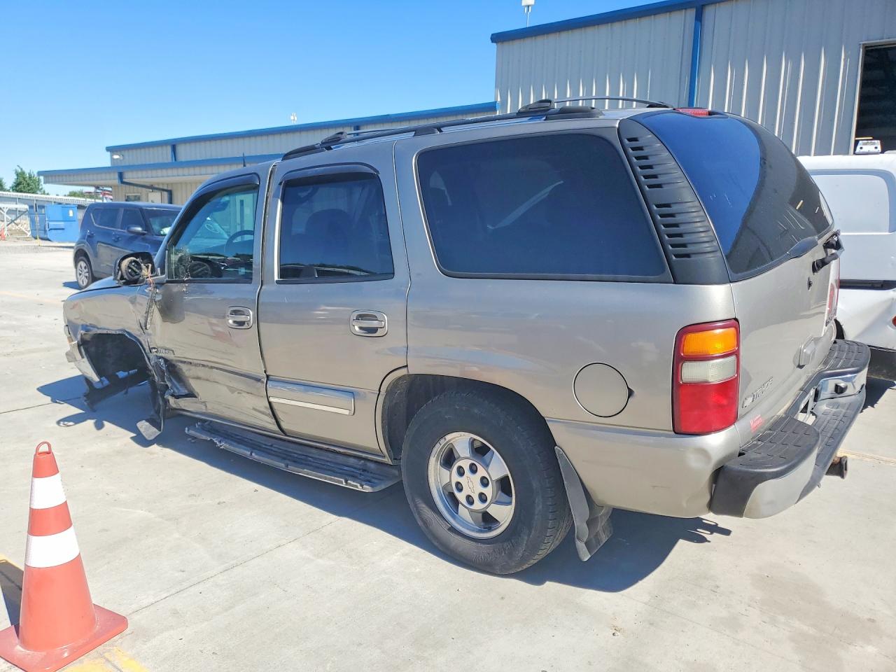 2003 Chevrolet Tahoe K1500 Silver vin: 1GNEK13ZX3J166984