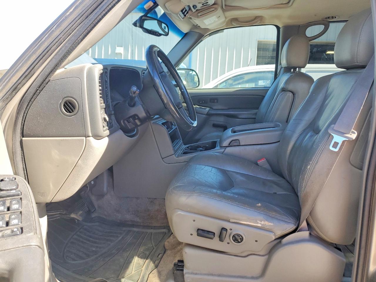 2003 Chevrolet Tahoe K1500 Silver vin: 1GNEK13ZX3J166984