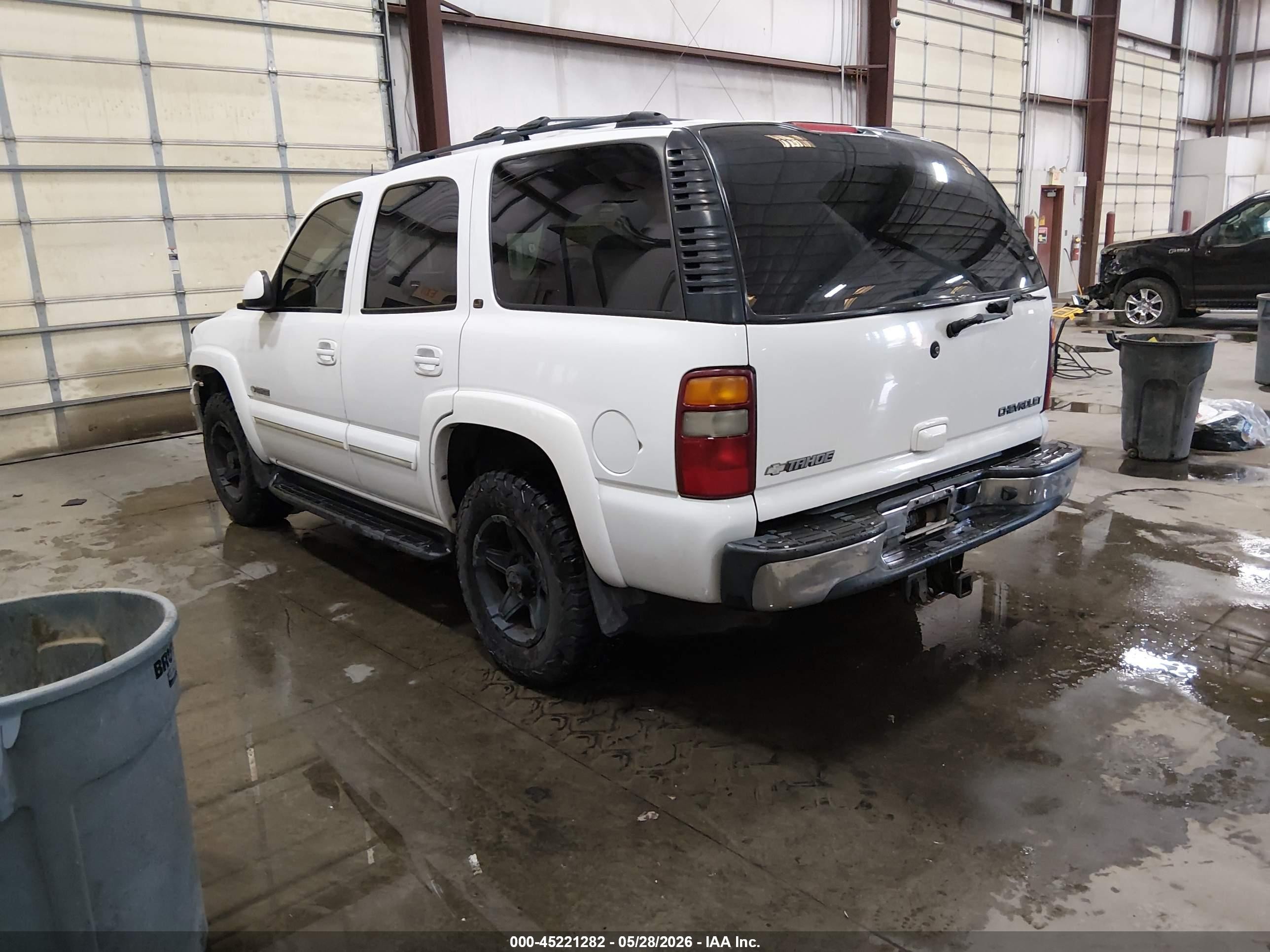 2003 Chevrolet Tahoe Lt White vin: 1GNEK13ZX3J172803