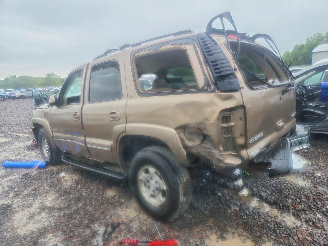 2003 Chevrolet Tahoe K1500 Tan vin: 1GNEK13ZX3J256992