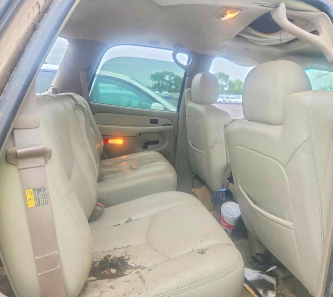 2003 Chevrolet Tahoe K1500 Tan vin: 1GNEK13ZX3J256992