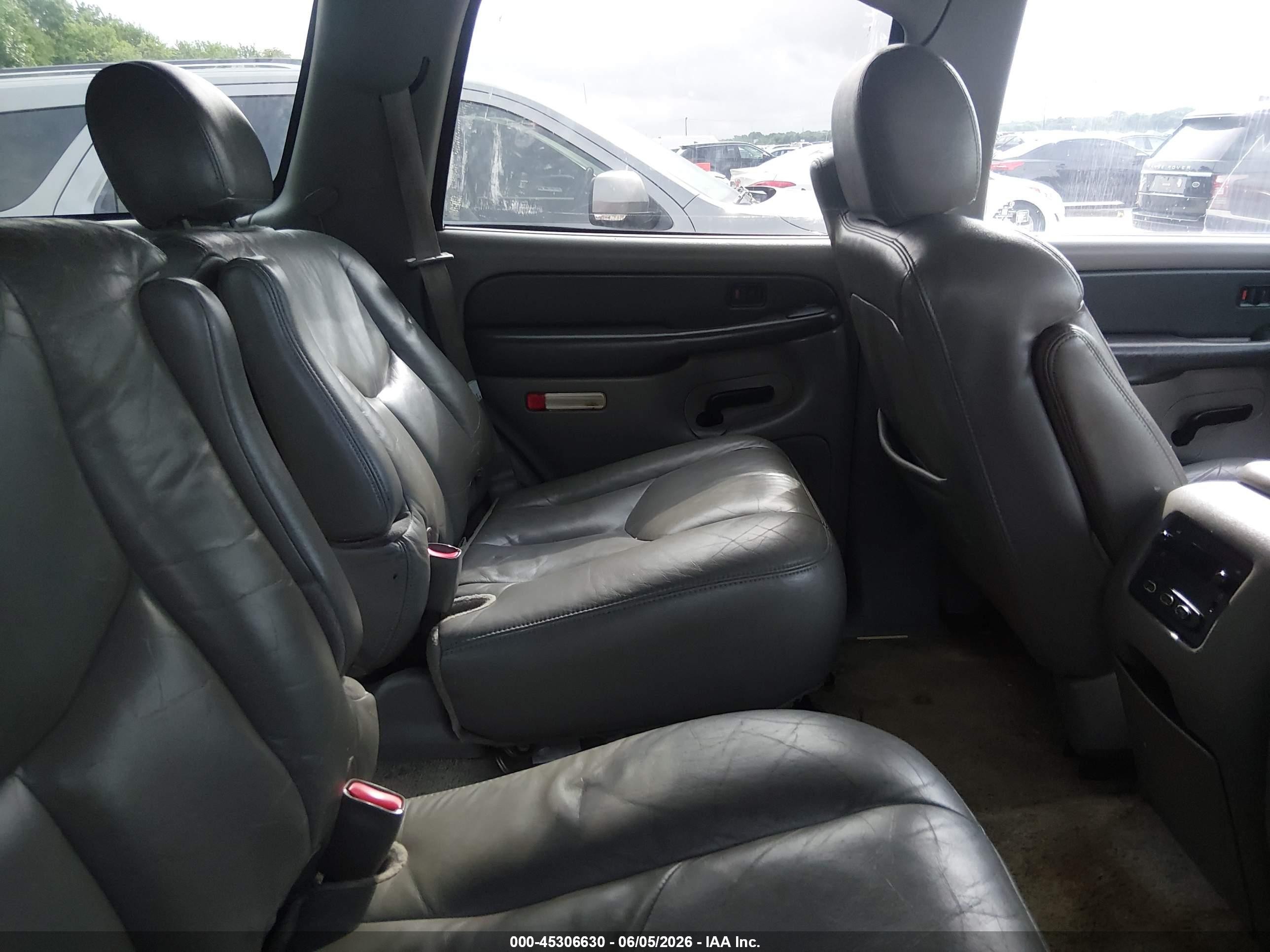 2003 Chevrolet Tahoe Ls Бордовый vin: 1GNEK13ZX3R126471