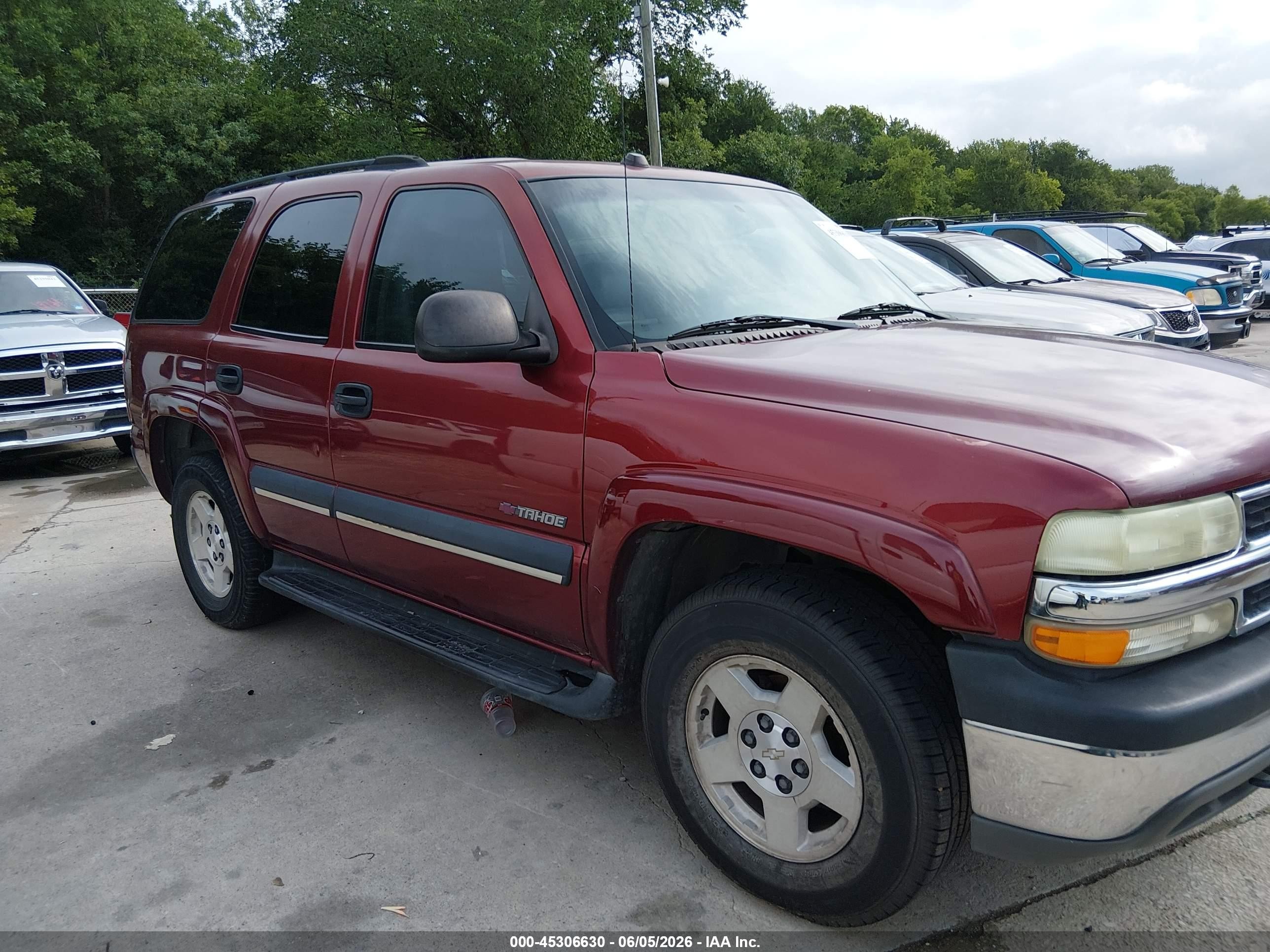 2003 Chevrolet Tahoe Ls Бордовый vin: 1GNEK13ZX3R126471