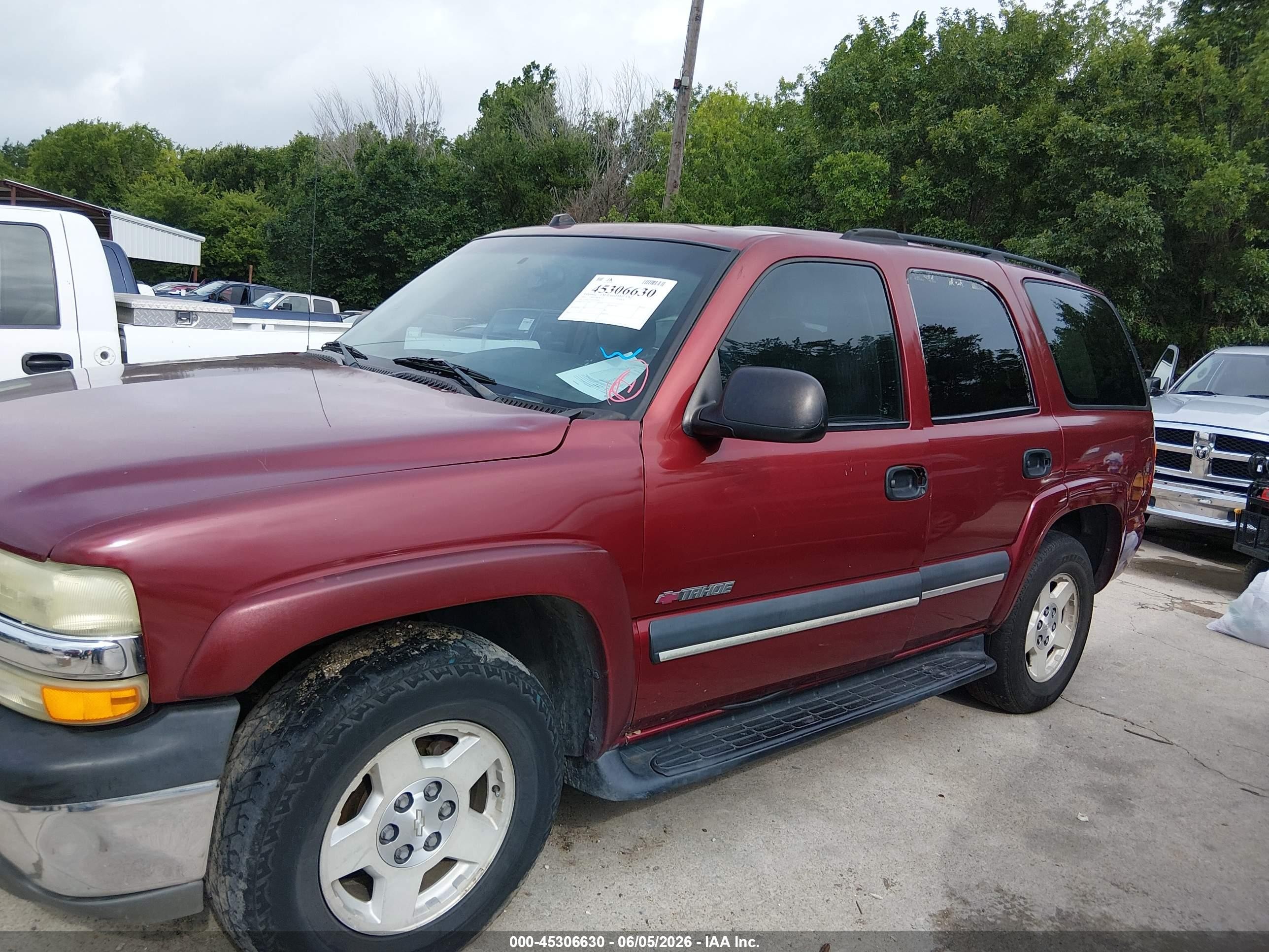2003 Chevrolet Tahoe Ls Бордовый vin: 1GNEK13ZX3R126471