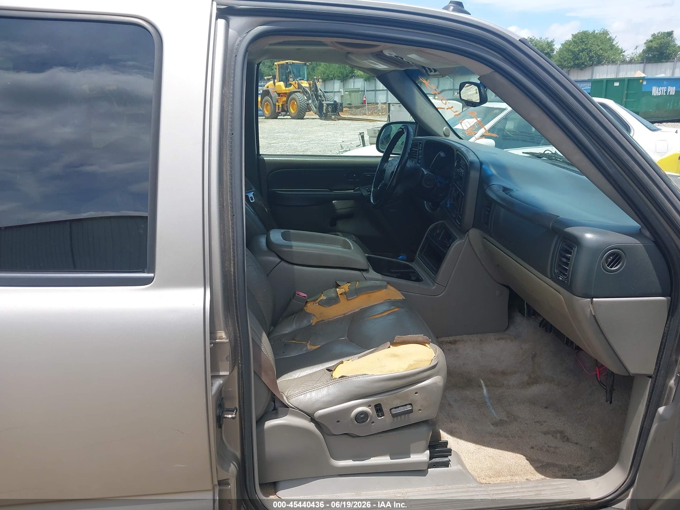 2003 Chevrolet Tahoe Z71 Champagne vin: 1GNEK13ZX3R248926