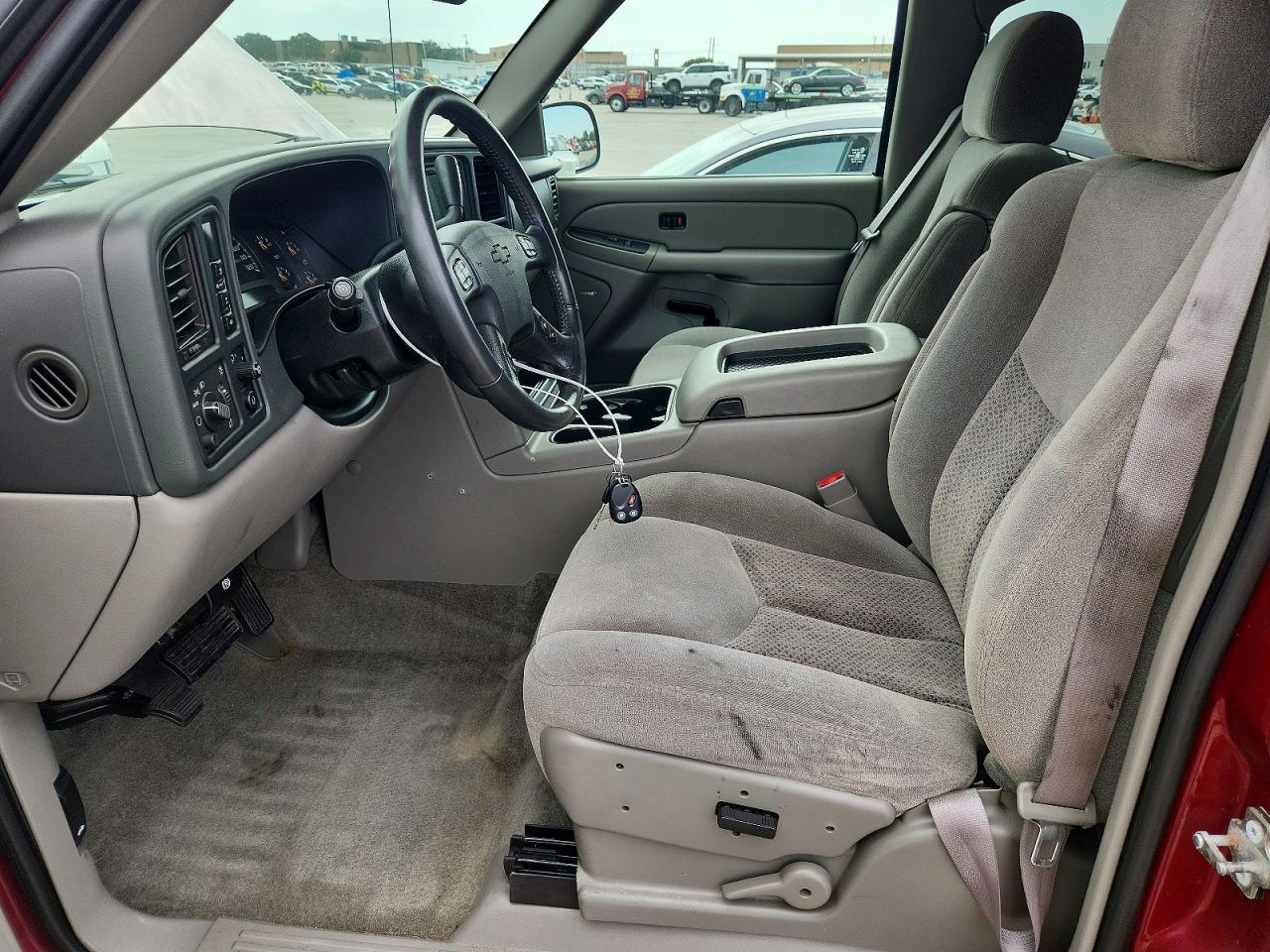 2004 Chevrolet Tahoe K1500 Burgundy vin: 1GNEK13ZX4J213240