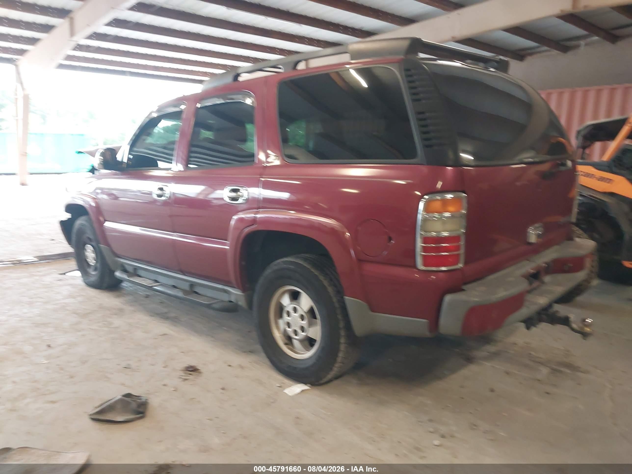 2004 Chevrolet Tahoe Z71 Red vin: 1GNEK13ZX4R197929