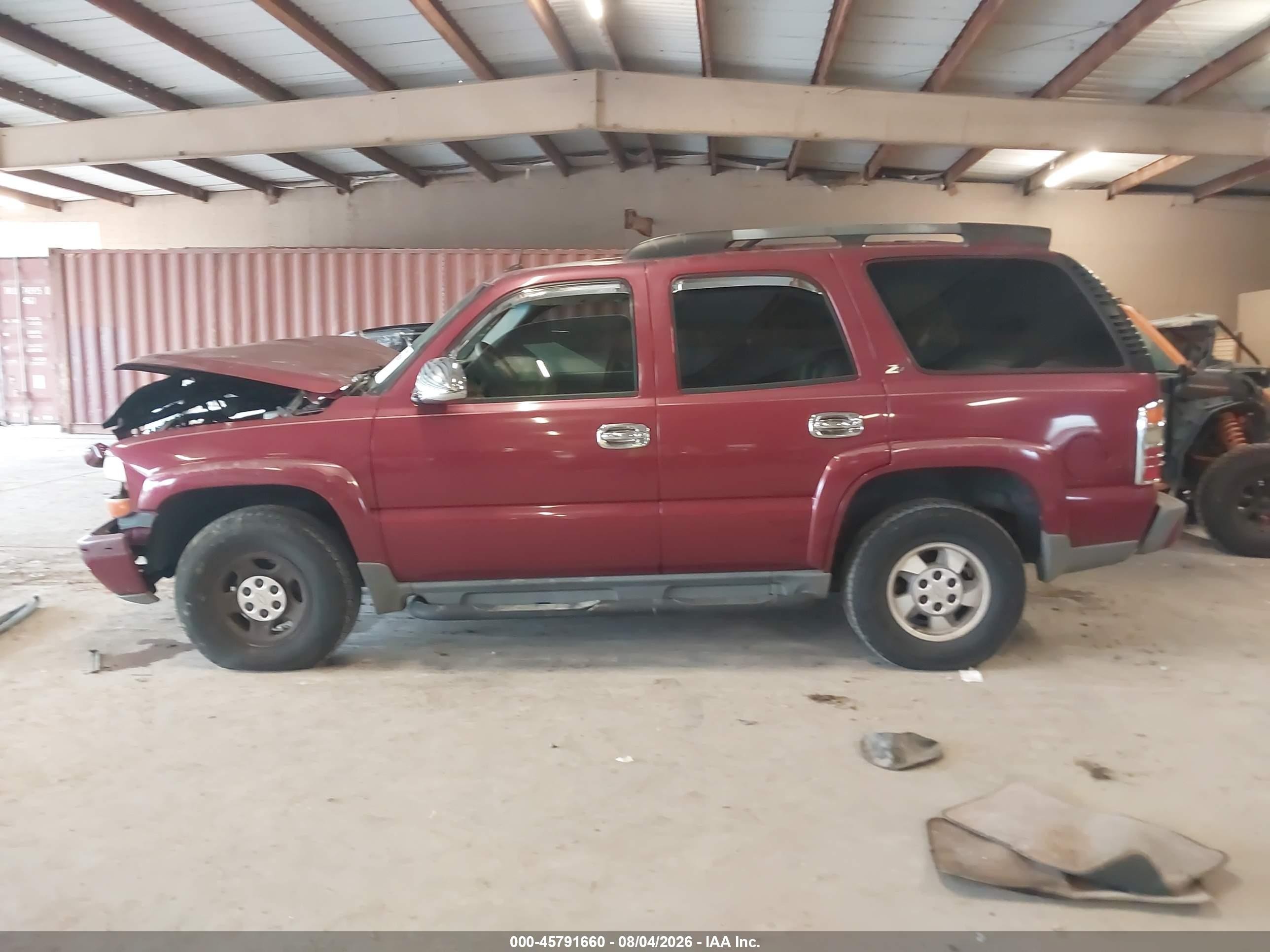 2004 Chevrolet Tahoe Z71 Red vin: 1GNEK13ZX4R197929
