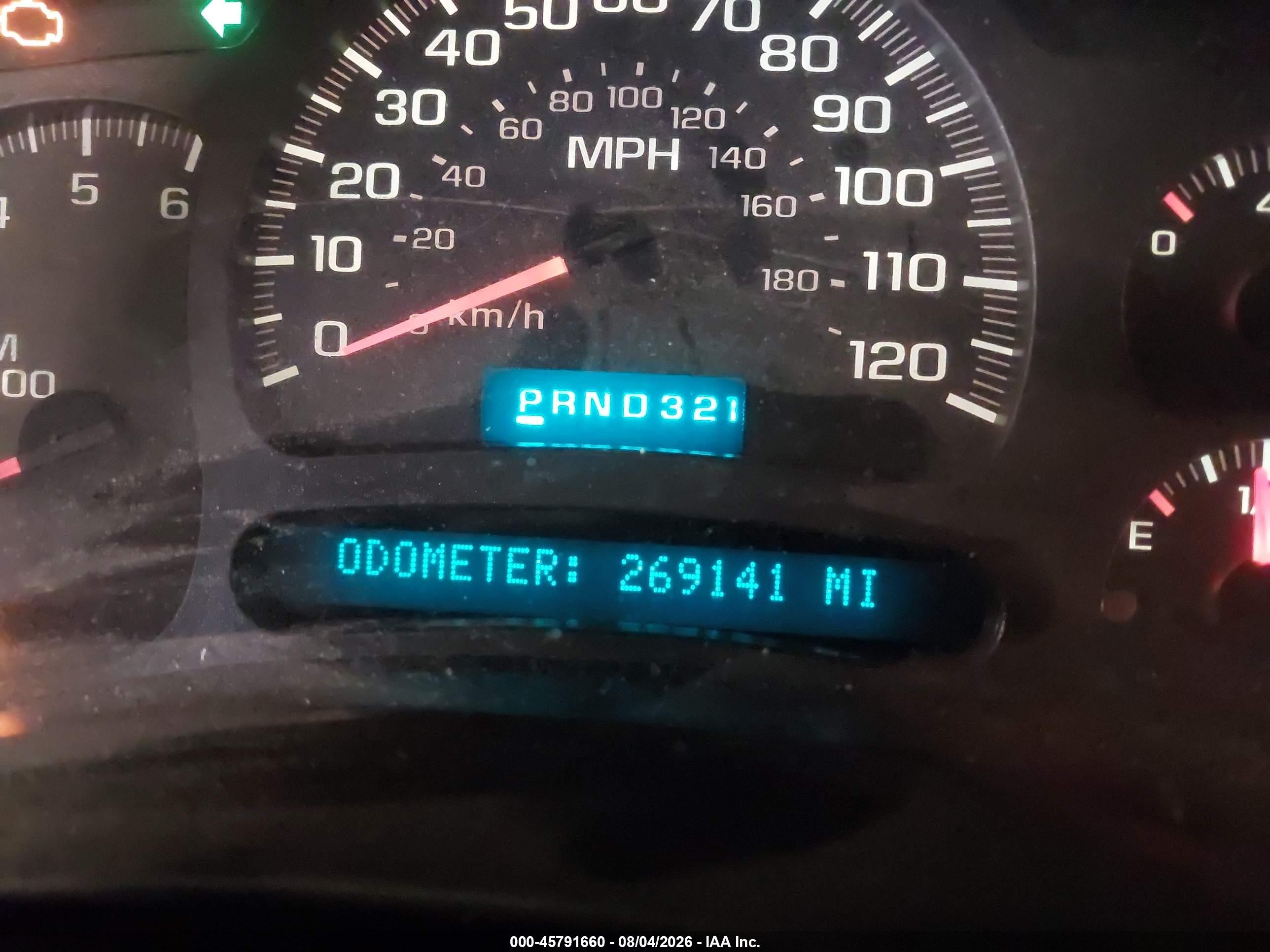 2004 Chevrolet Tahoe Z71 Red vin: 1GNEK13ZX4R197929